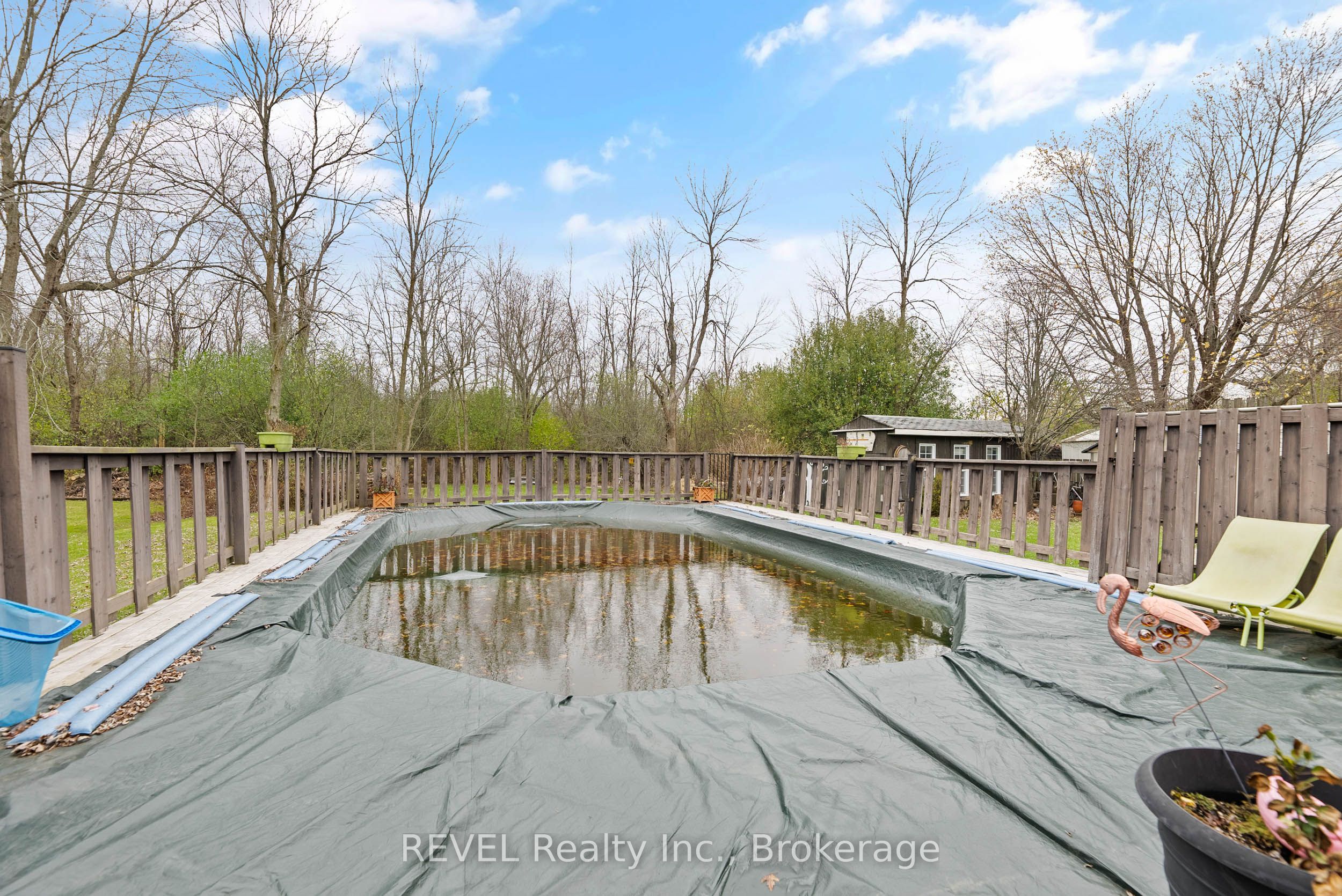 869 Daytona Drive Property Photo 29