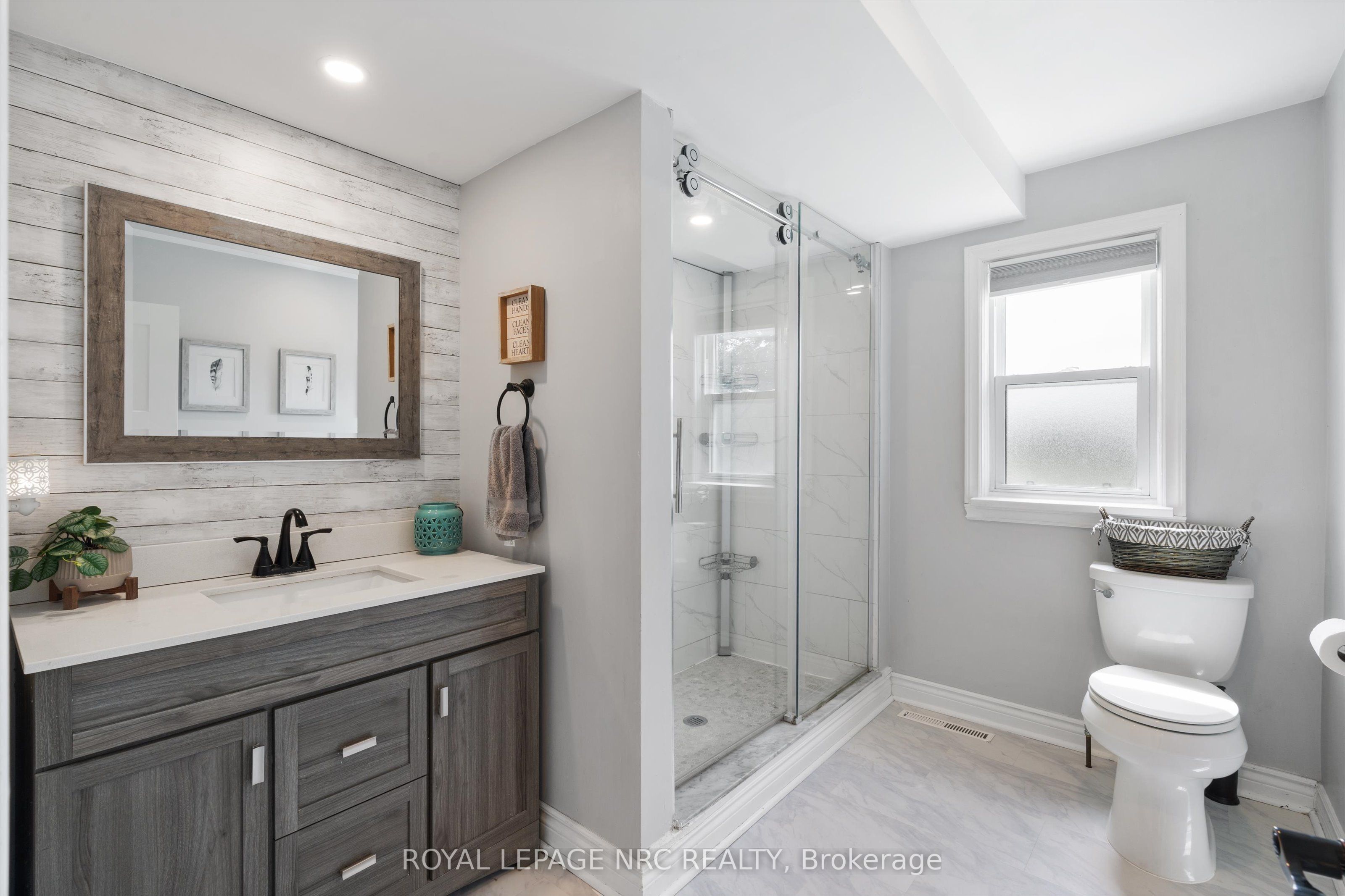 74092 Wellandport Road Property Photo 22