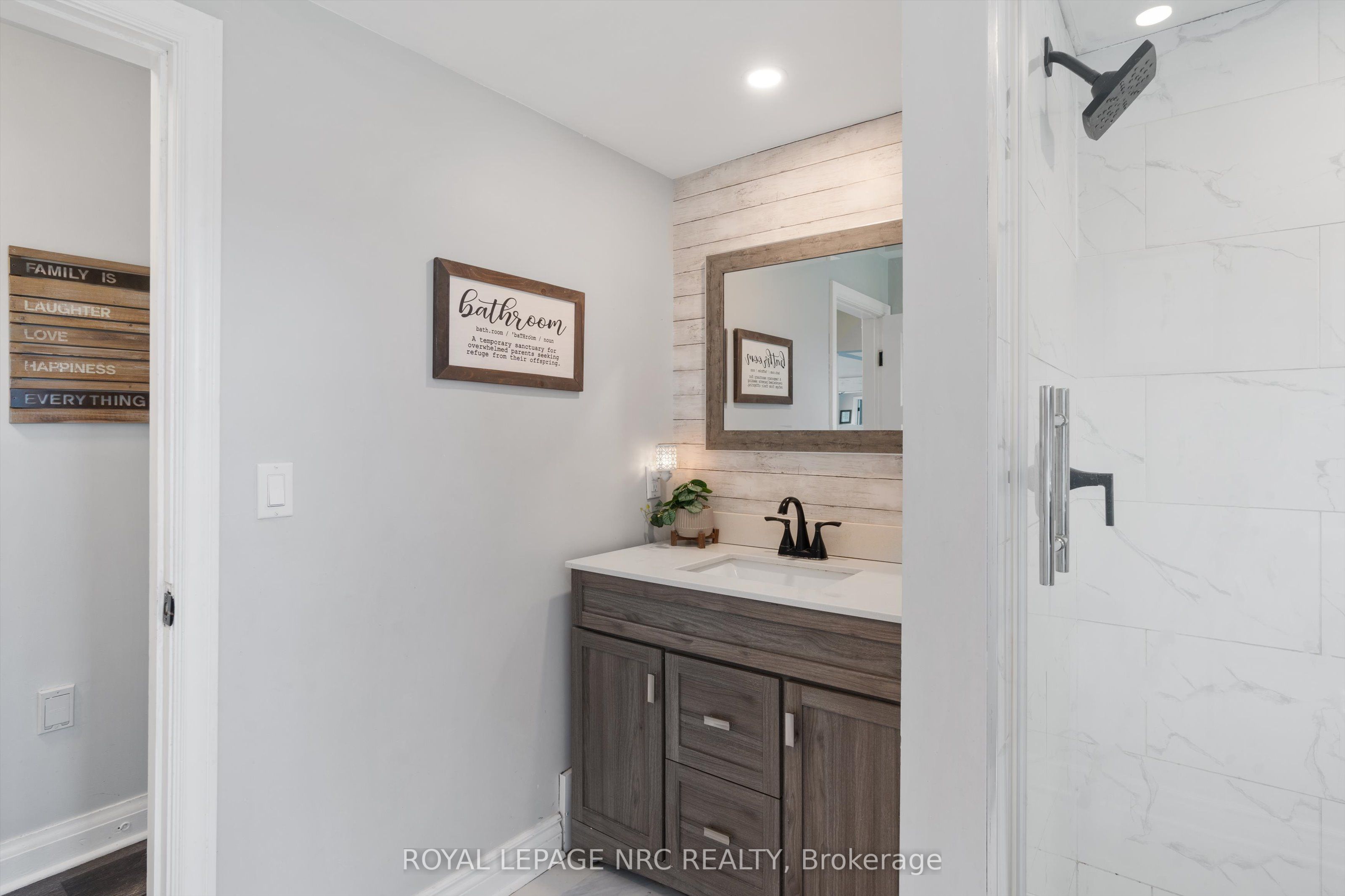 74092 Wellandport Road Property Photo 23