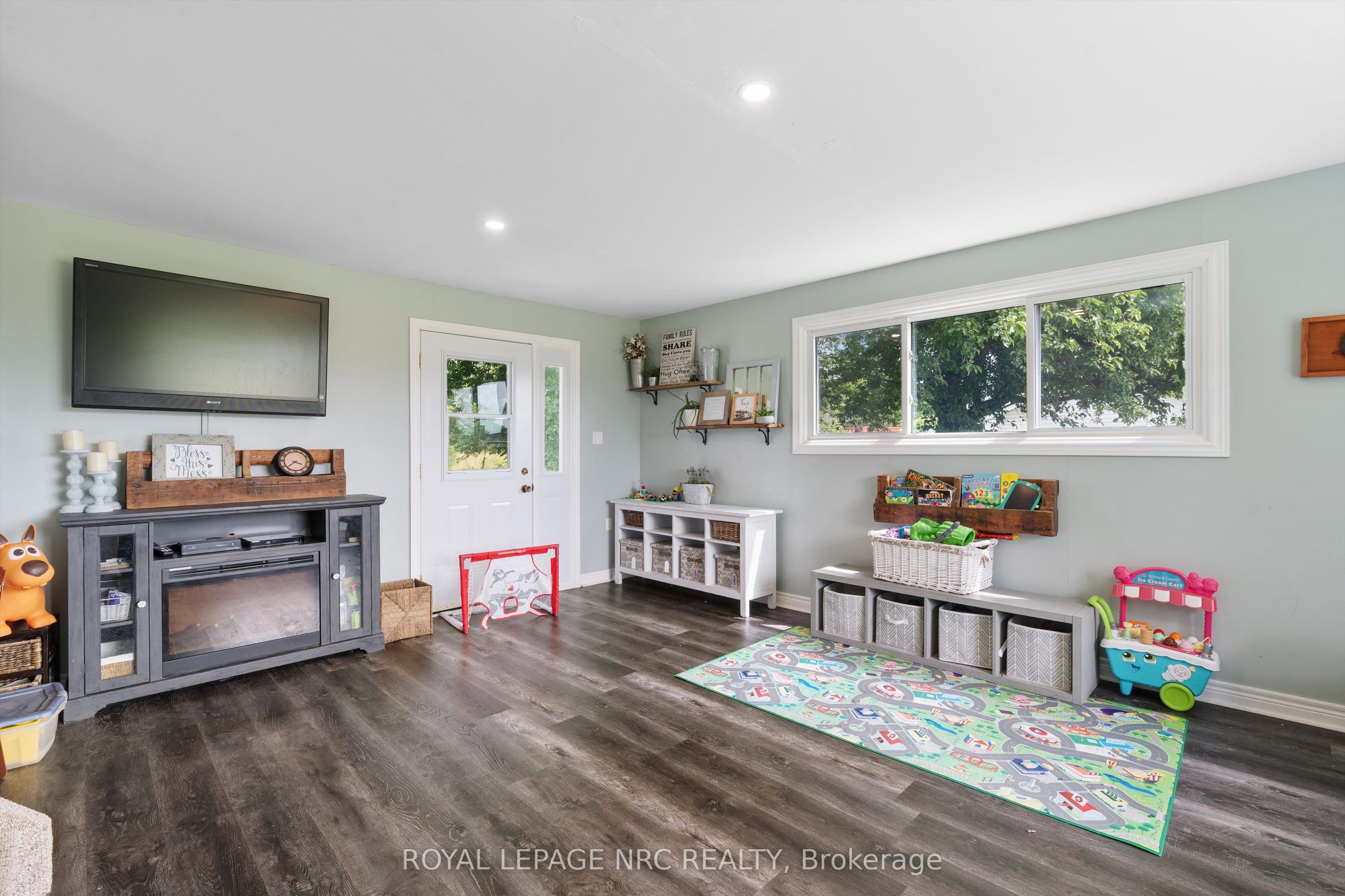 74092 Wellandport Road Property Photo 25