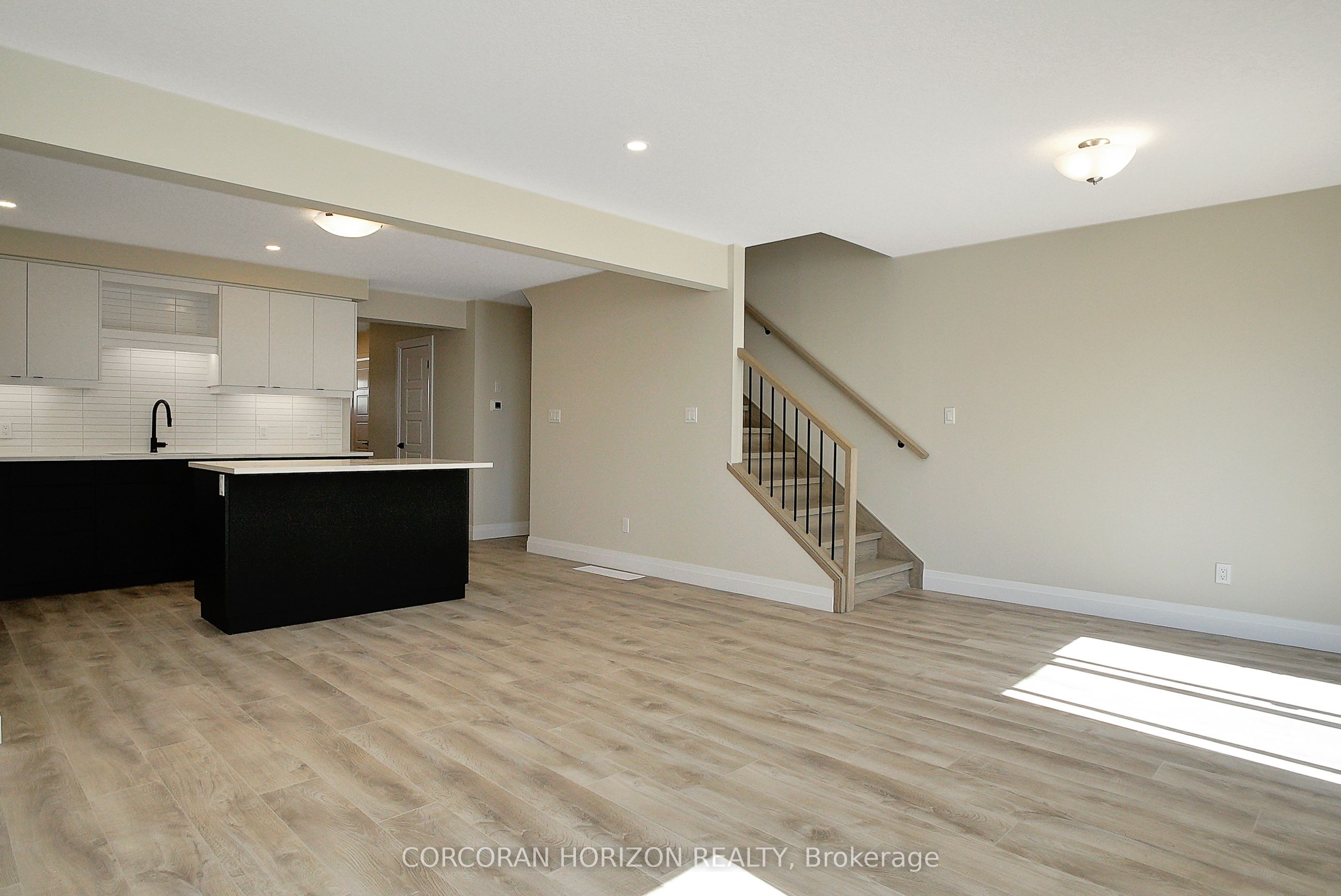 #10 - 40 Bastien Street Property Photo 10