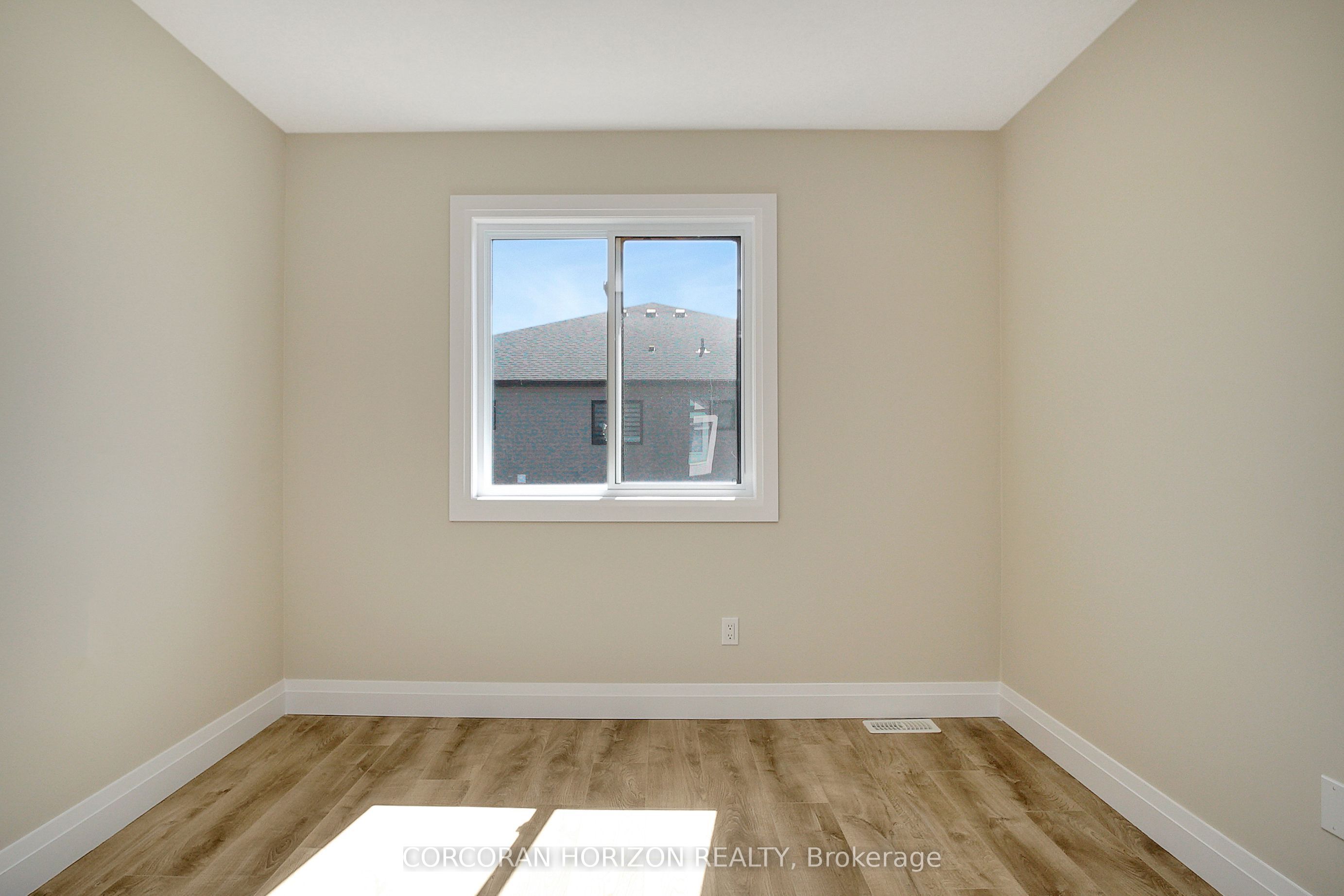 #10 - 40 Bastien Street Property Photo 23