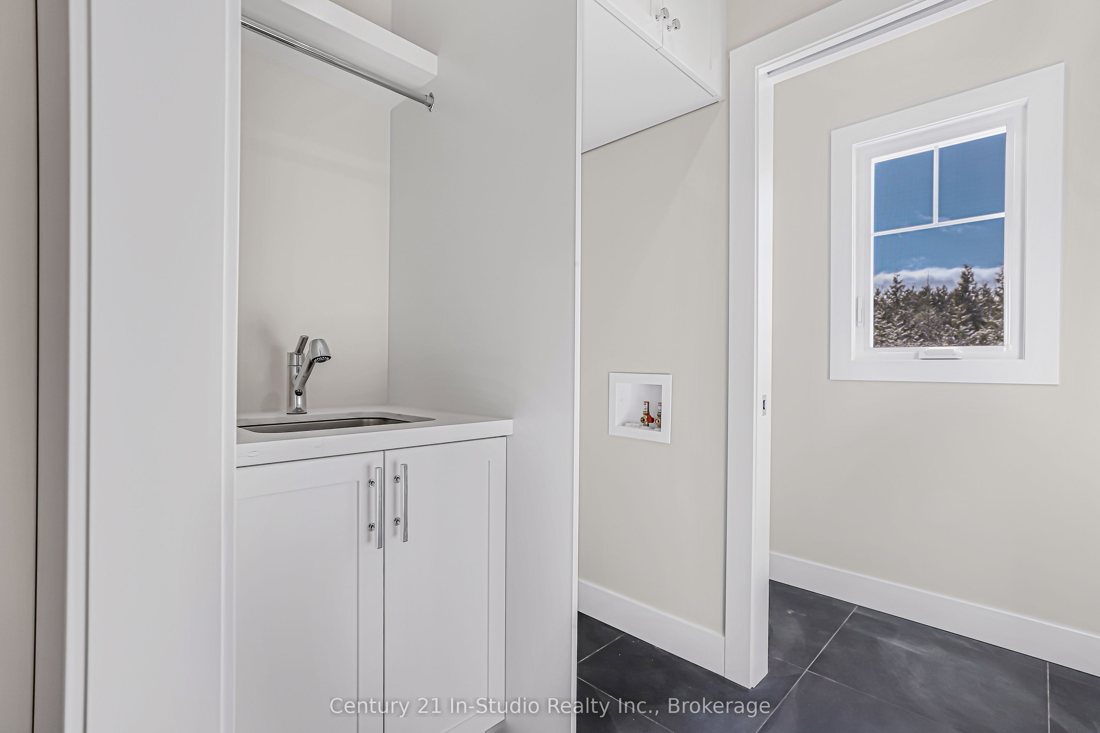 19 Grenville Street Property Photo 21