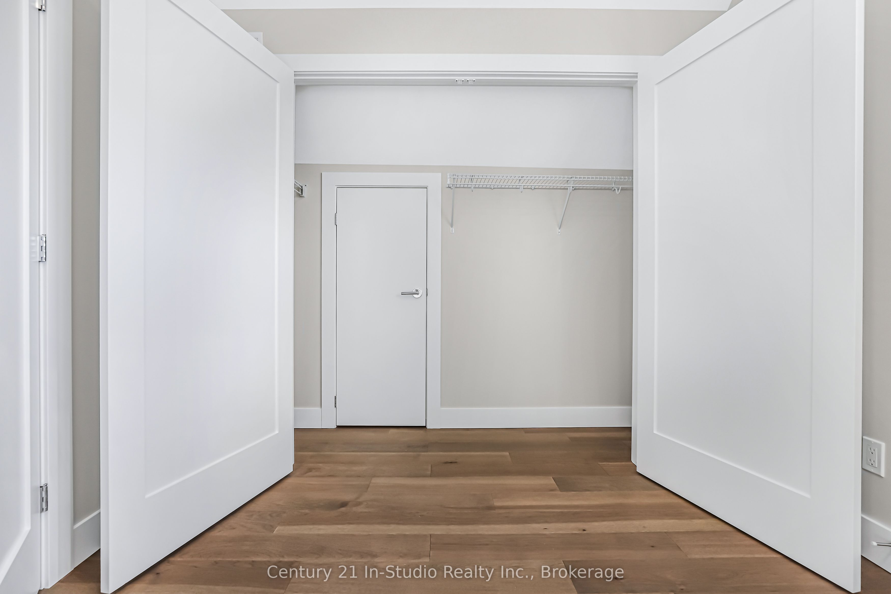 19 Grenville Street Property Photo 35