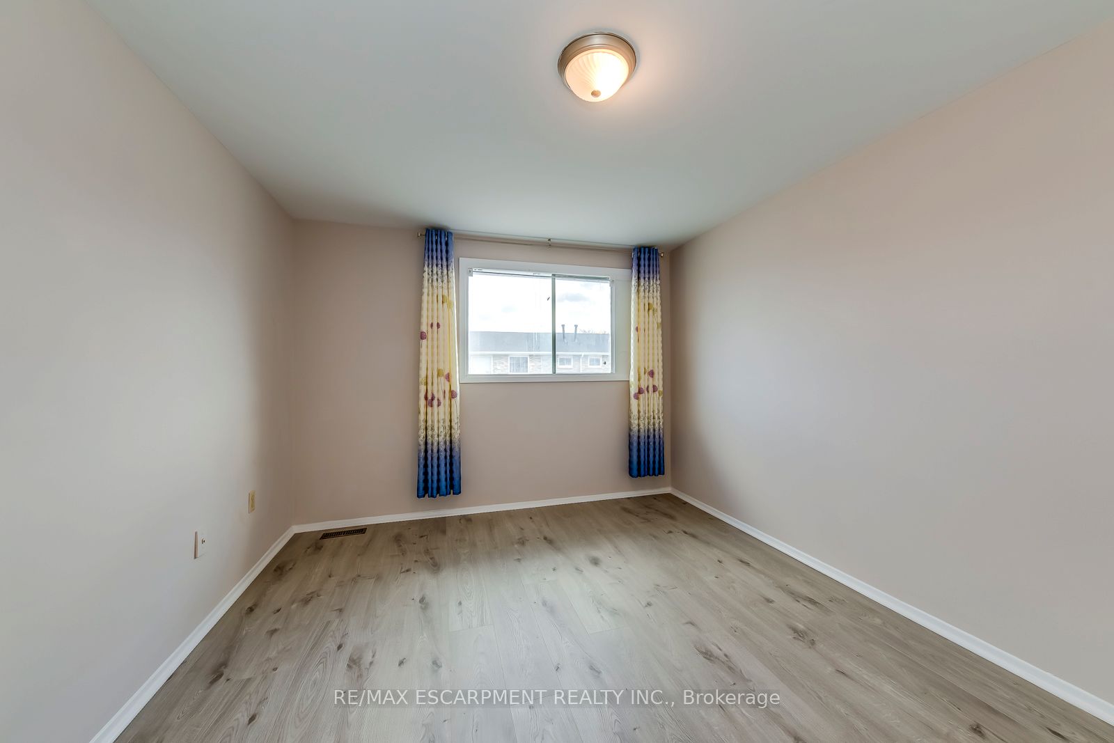#69 - 120 Quigley Road Property Photo 22