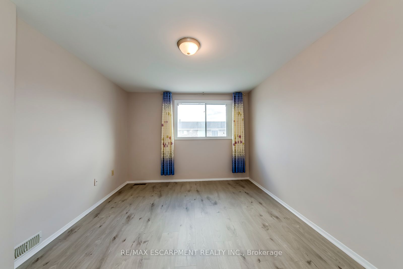 #69 - 120 Quigley Road Property Photo 23