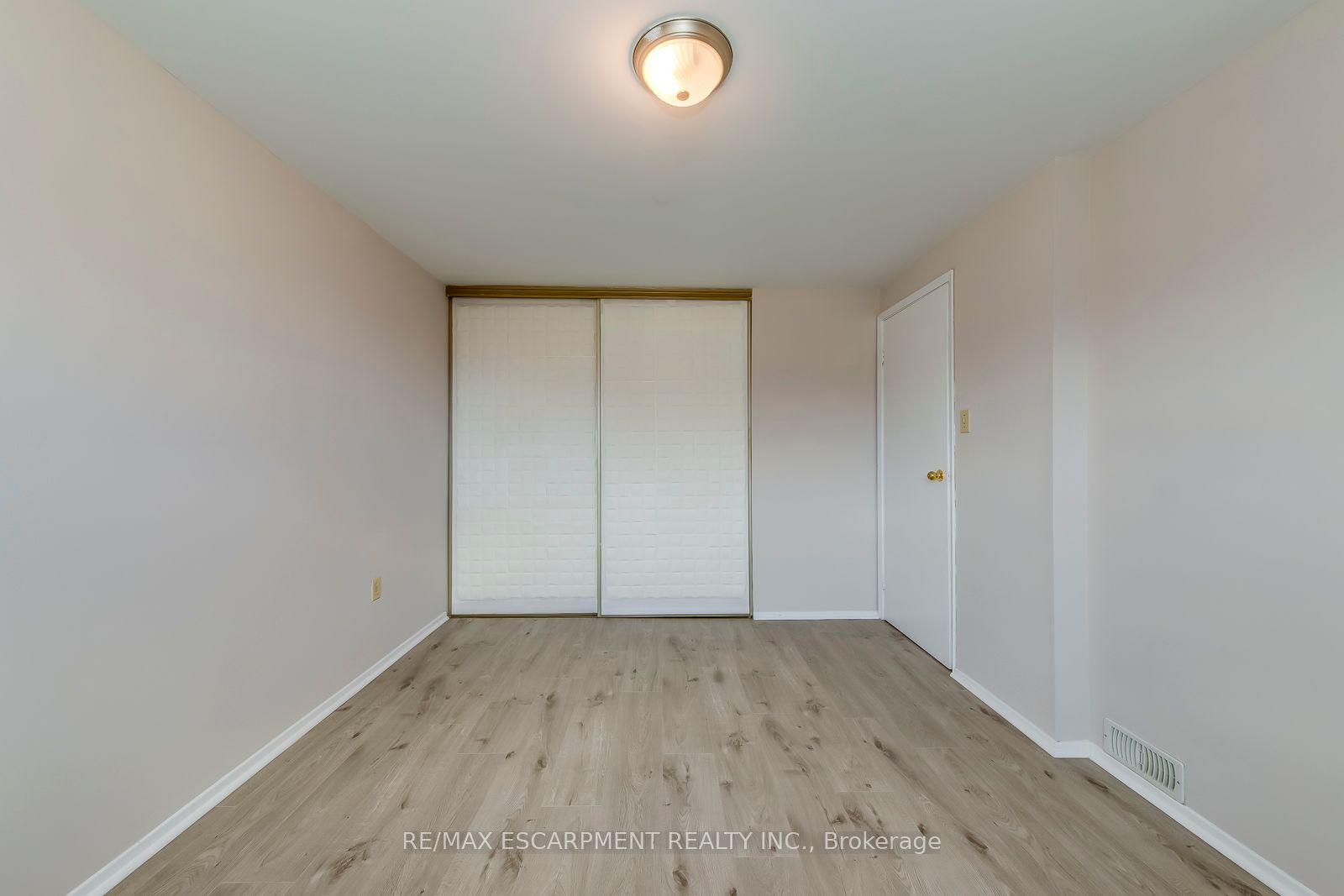 #69 - 120 Quigley Road Property Photo 24
