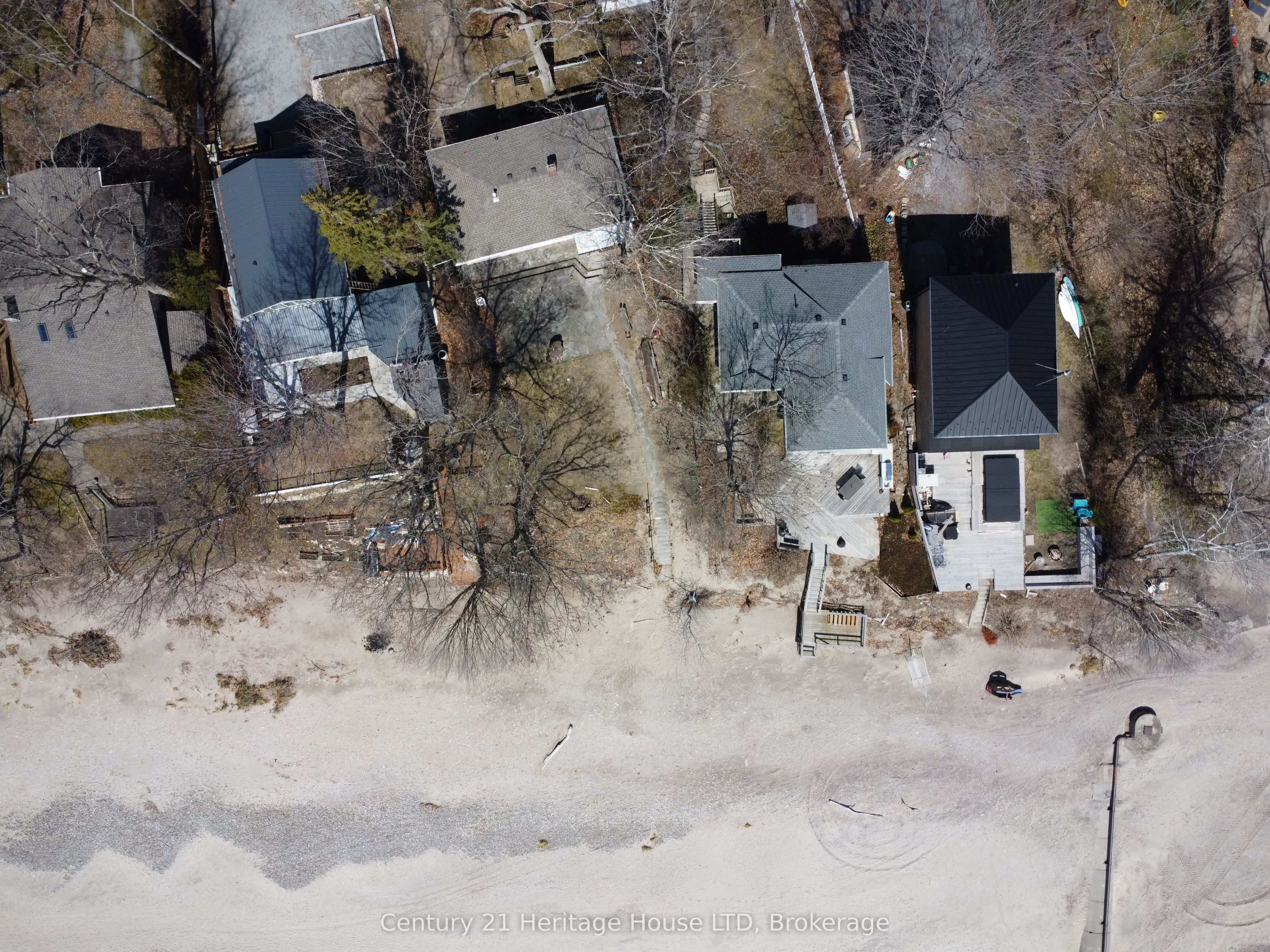 2901 Vimy Road Property Photo 47