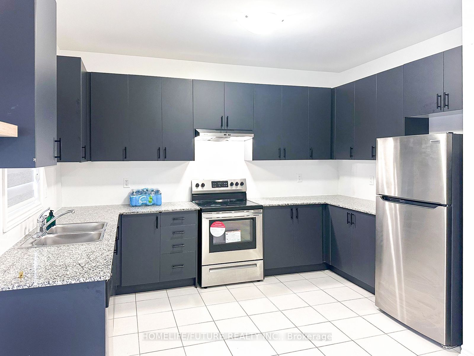 407 Russell Street Property Photo 10