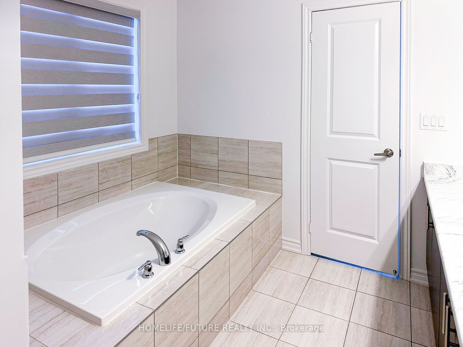 407 Russell Street Property Photo 12