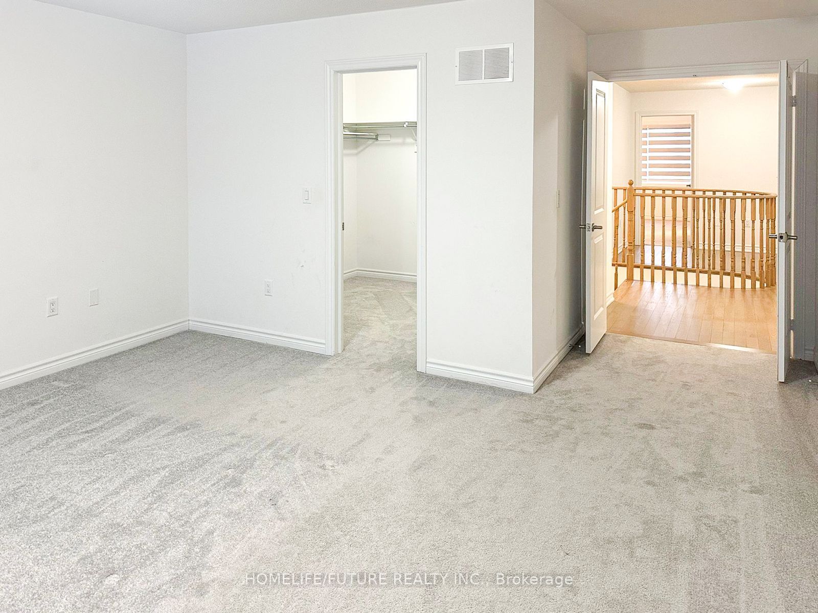407 Russell Street Property Photo 18