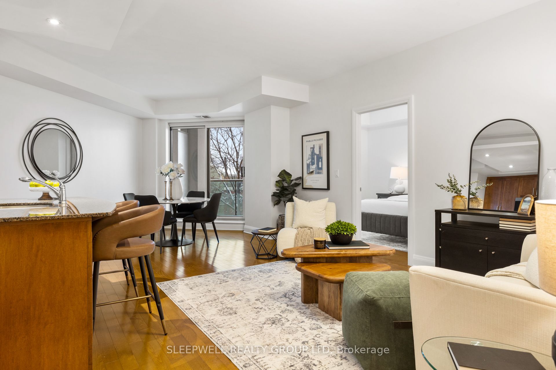 #303 - 295 Mackay Street Property Photo 3