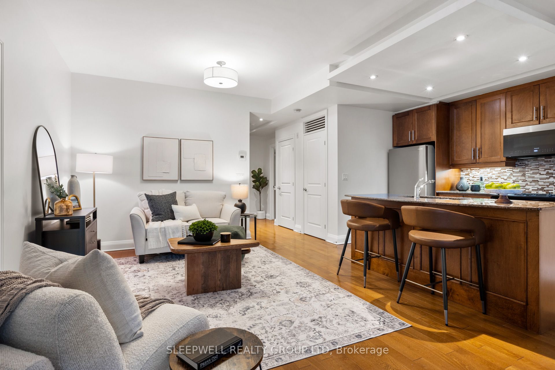 #303 - 295 Mackay Street Property Photo 4