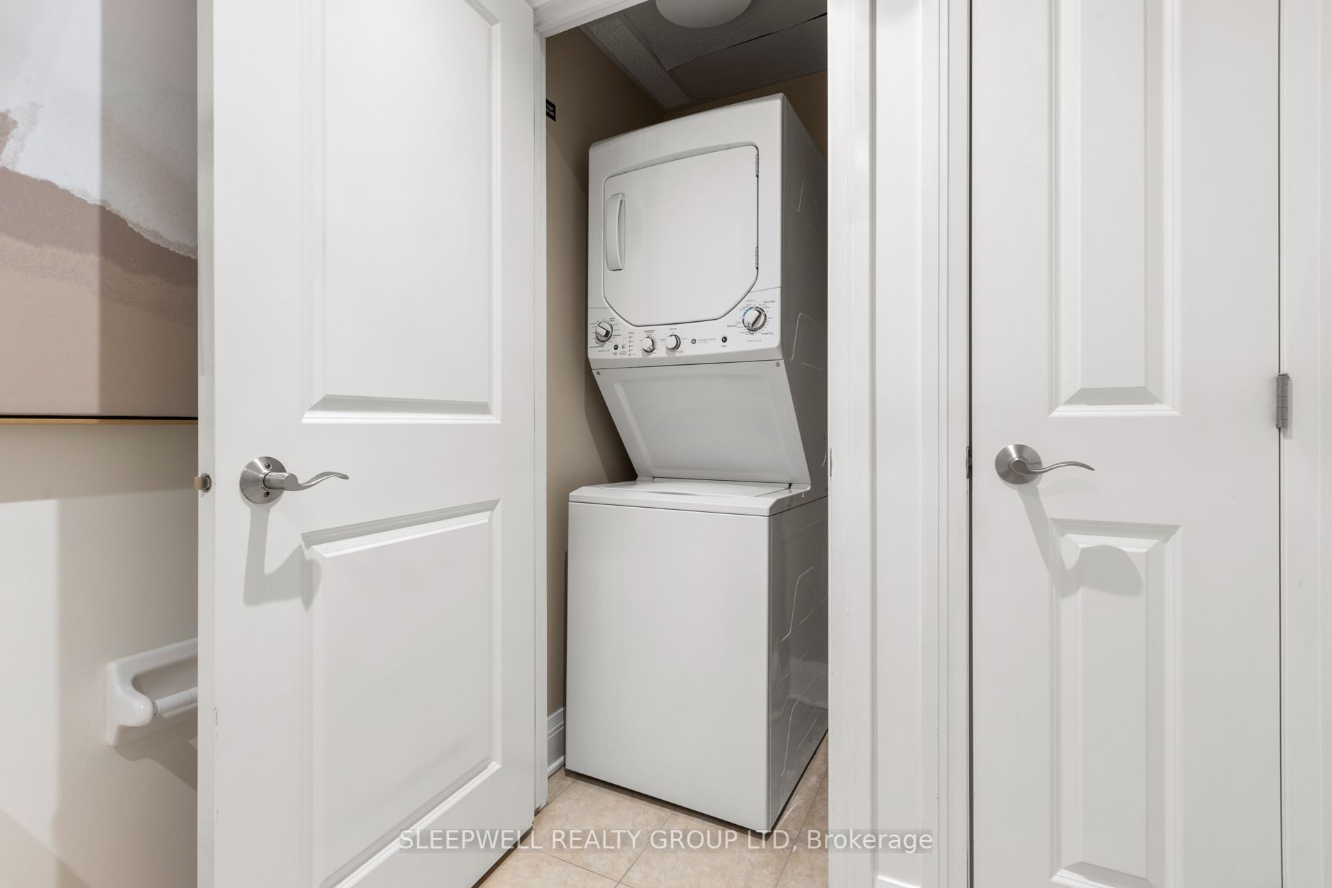 #303 - 295 Mackay Street Property Photo 13