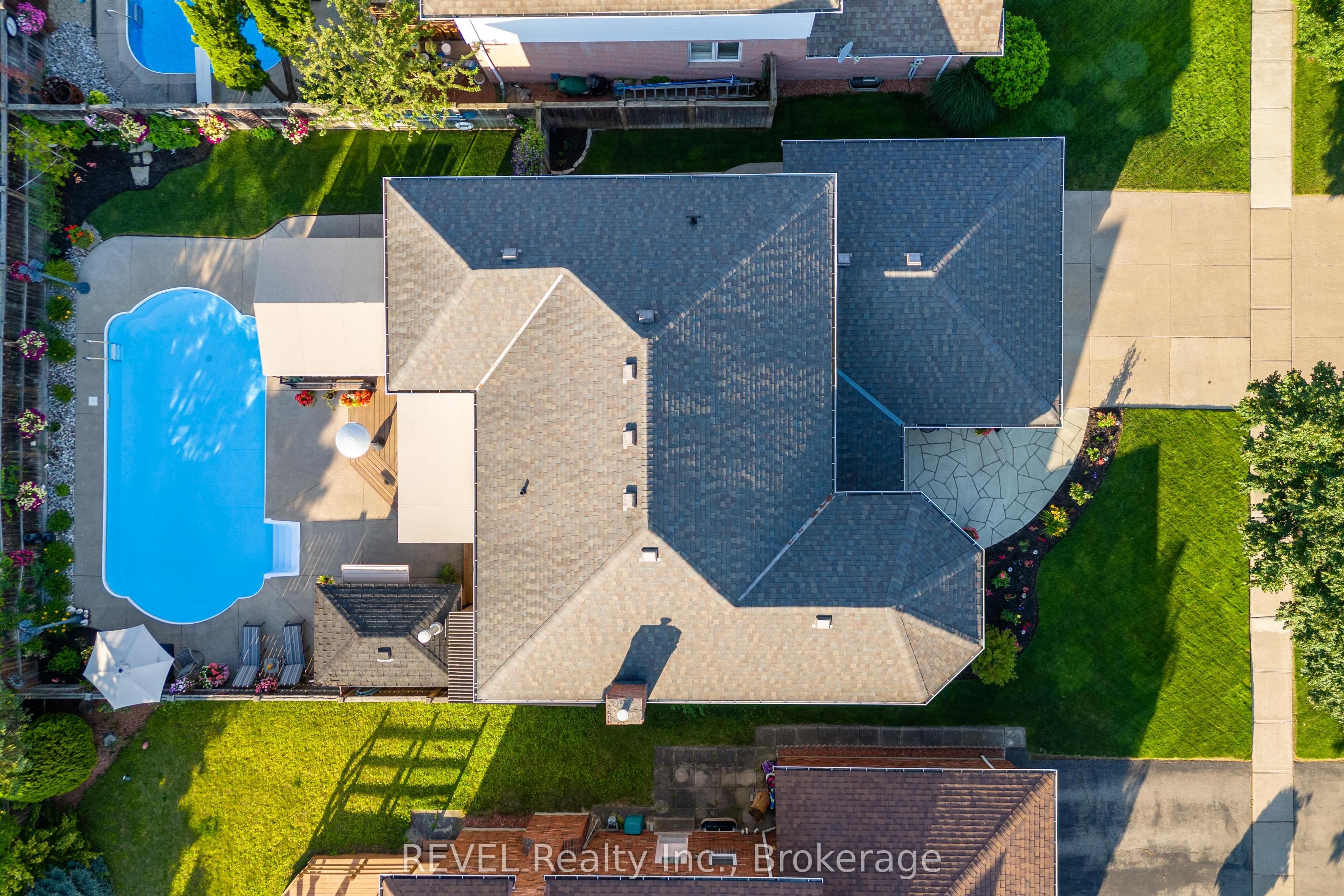 13 Chessington Street Property Photo 3