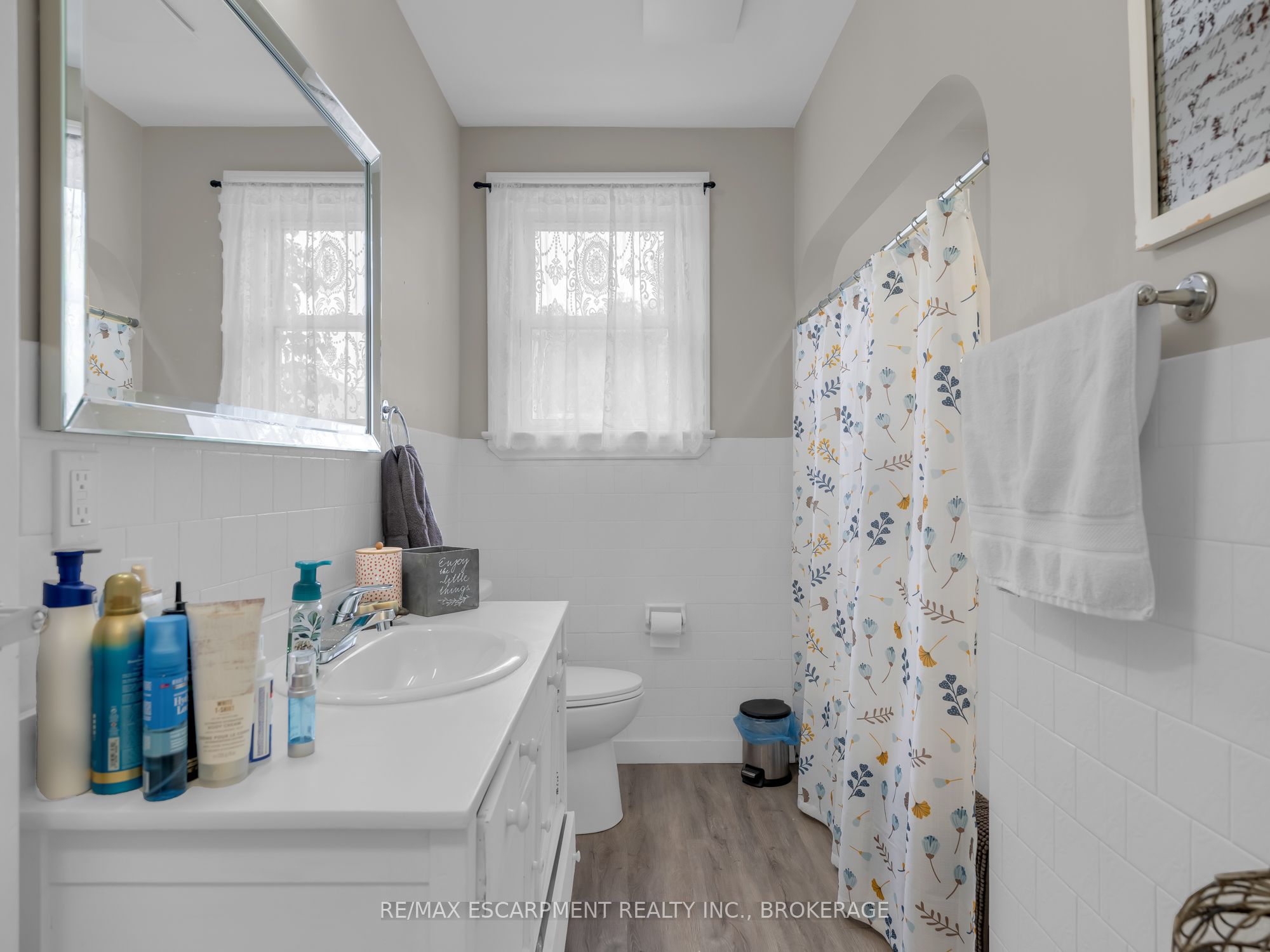 46 Commercial Street Property Photo 13