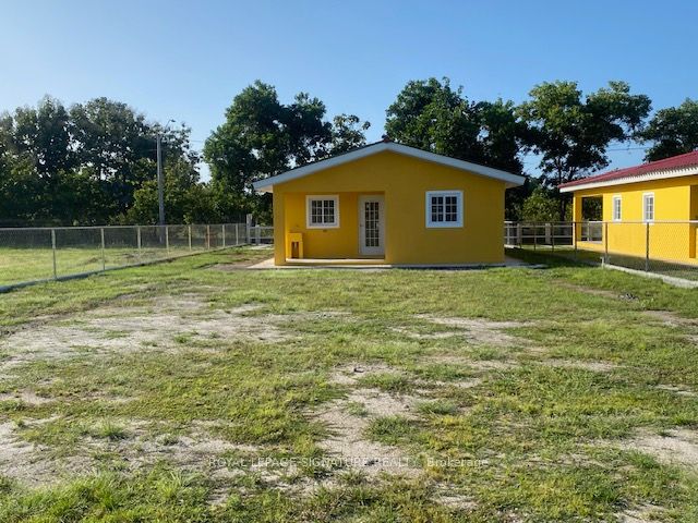 16 Calle Central Street Property Photo 18
