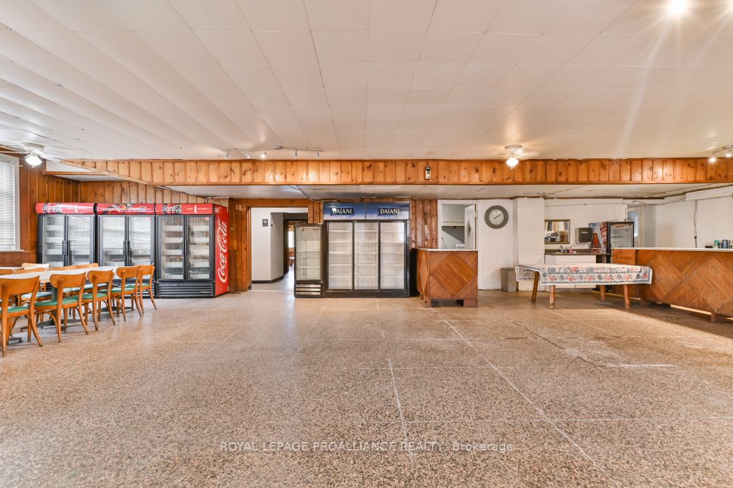 108773 Highway 7 Property Photo 4
