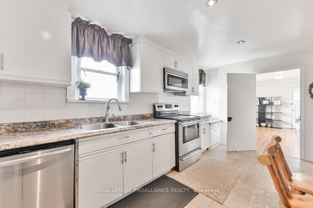 108773 Highway 7 Property Photo 17