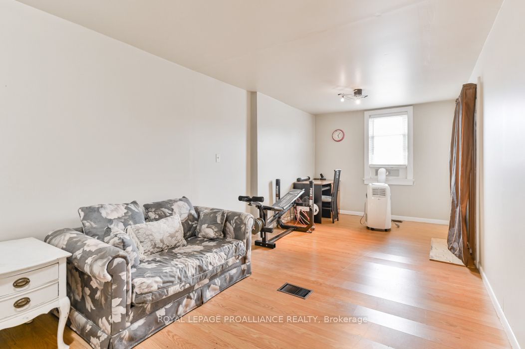 108773 Highway 7 Property Photo 23