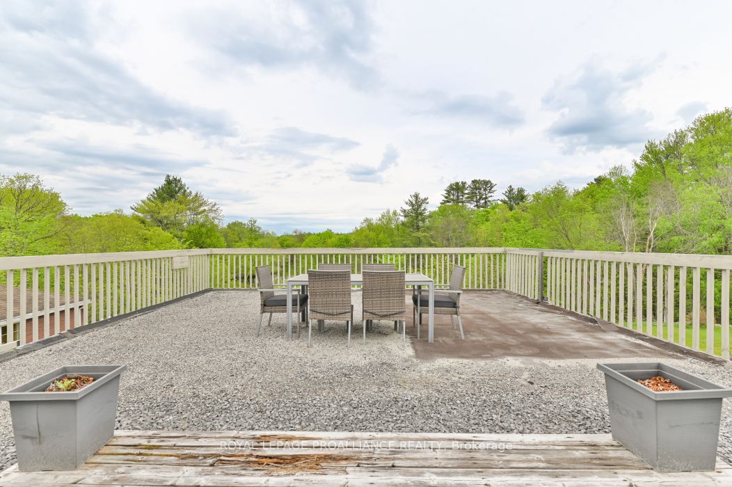 108773 Highway 7 Property Photo 30