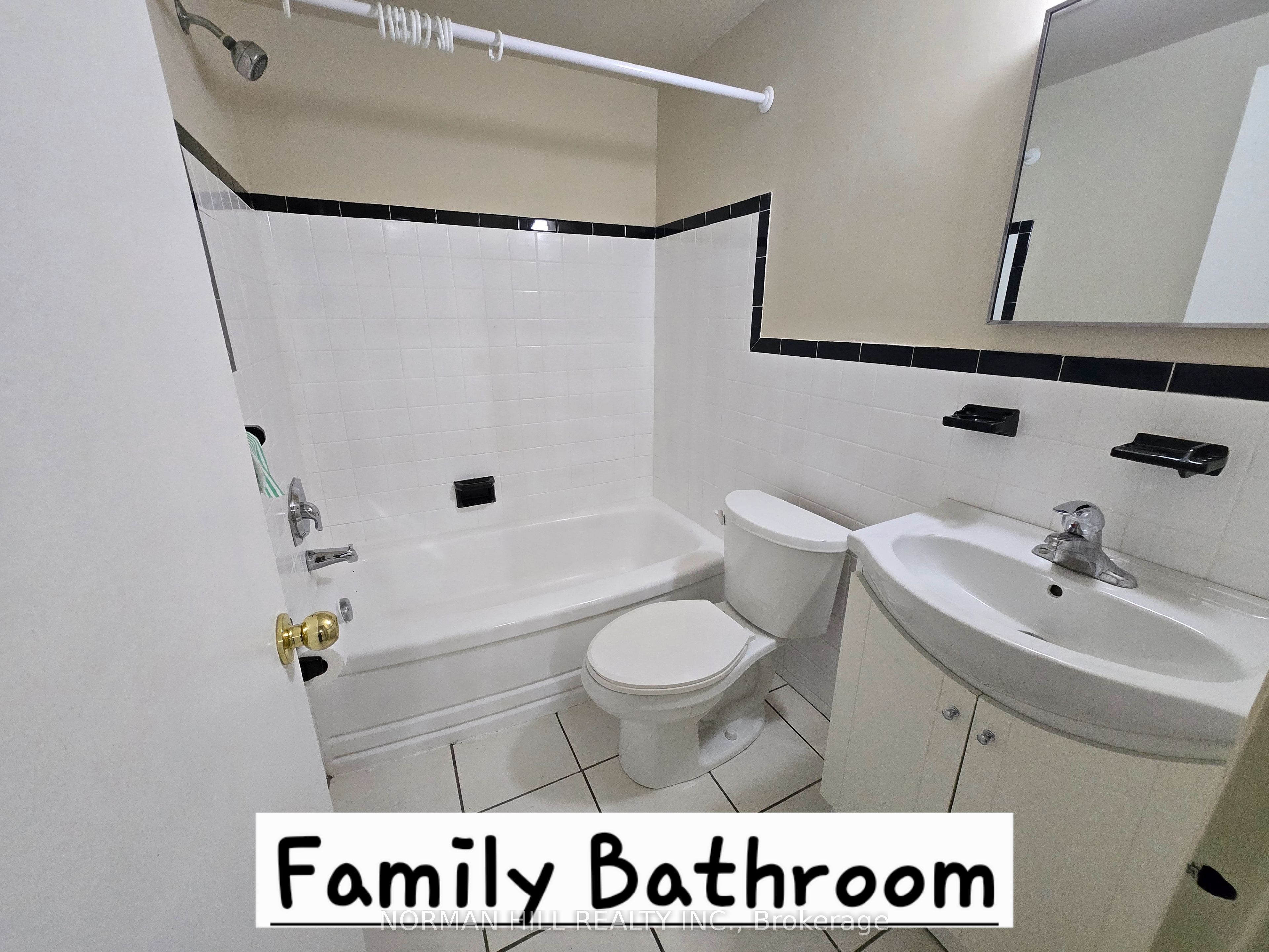 #101 - 416 E 42nd Street Property Photo 17