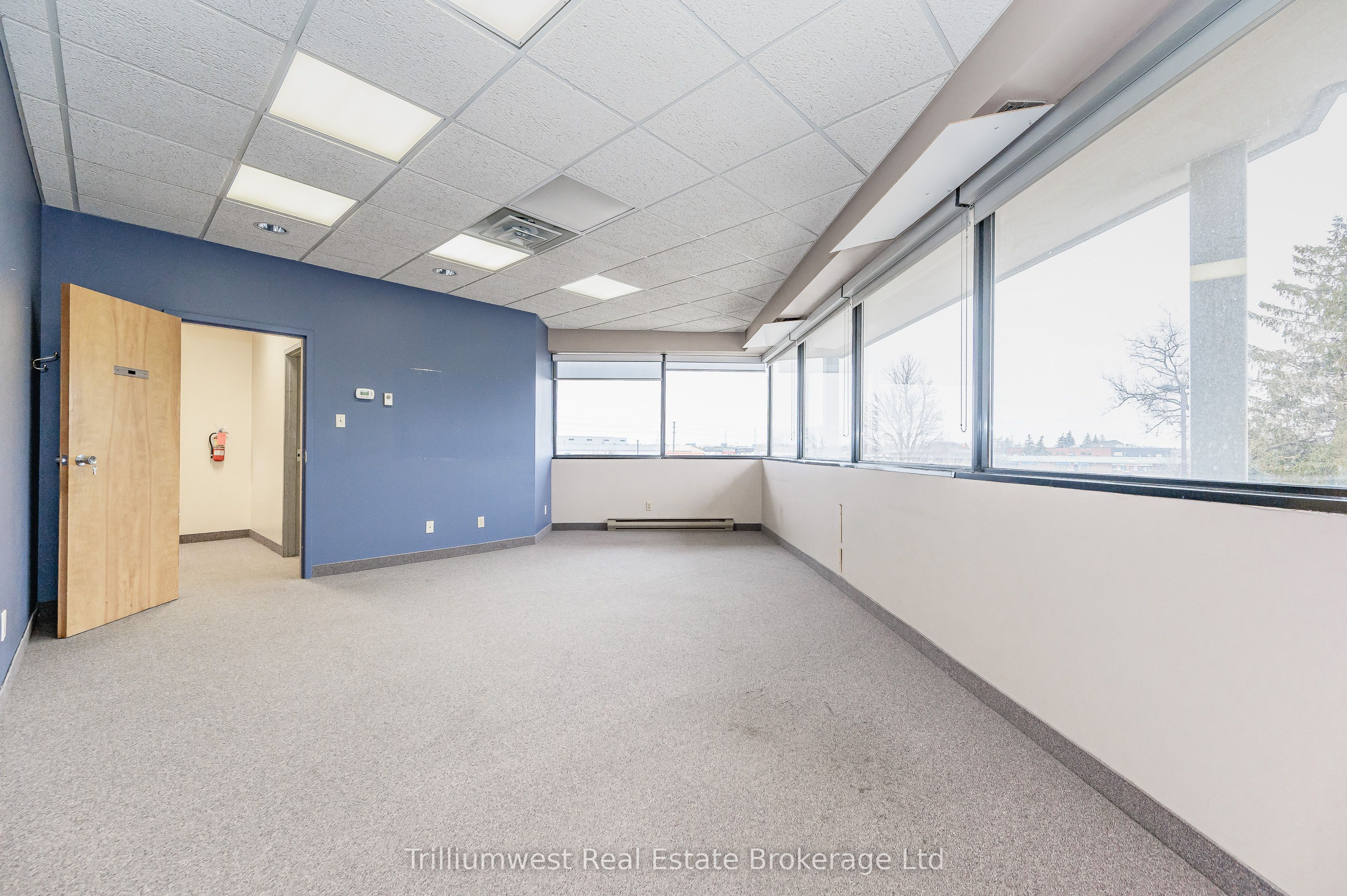 #203 - 450 Speedvale Ave W Avenue Property Photo 6