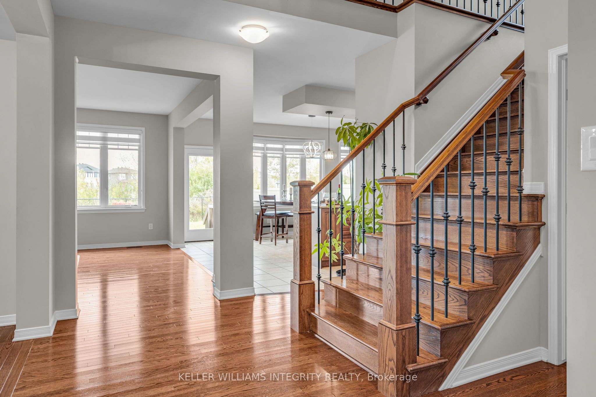 367 Andalusian Crescent Property Photo 8