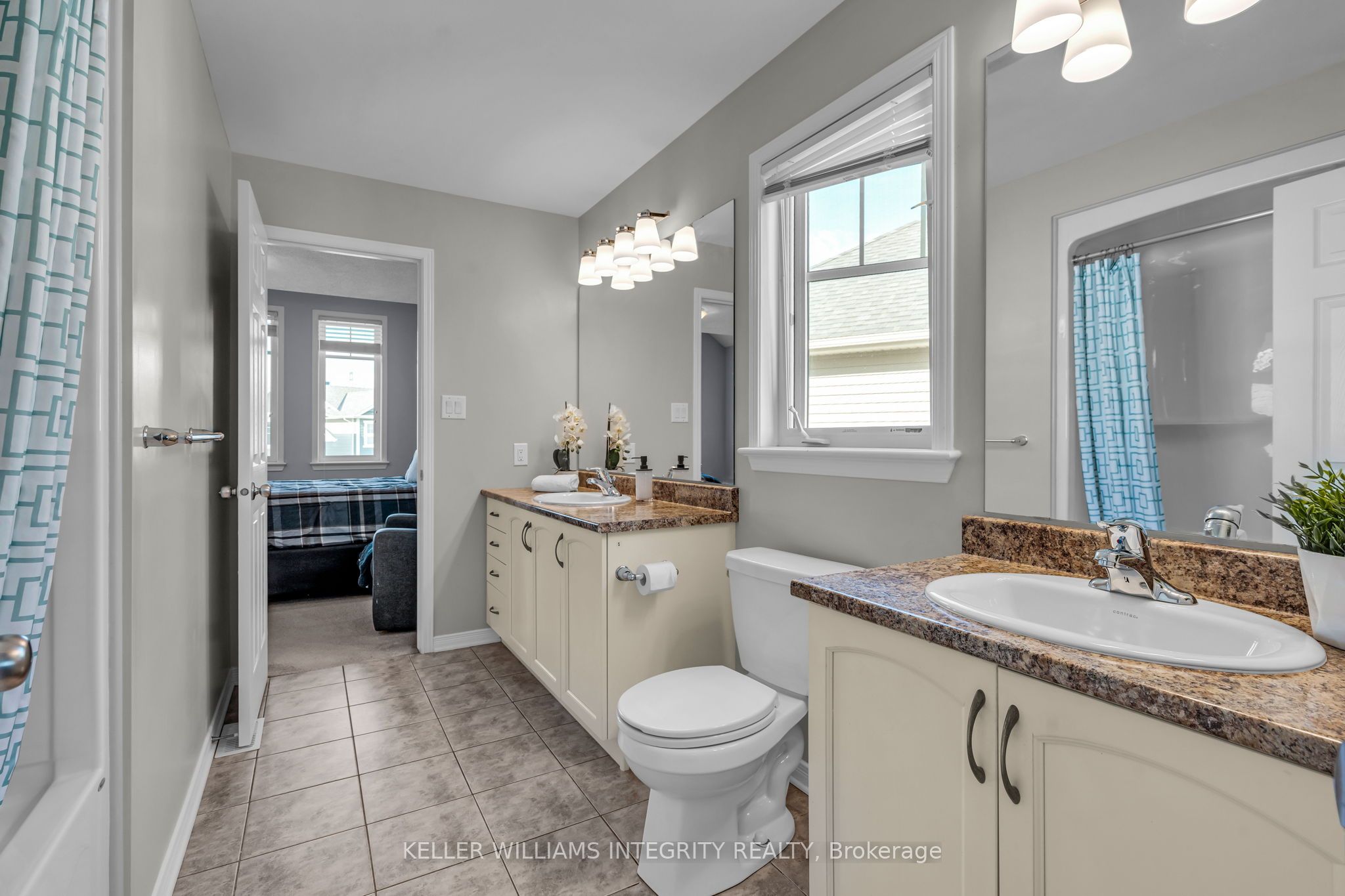 367 Andalusian Crescent Property Photo 30