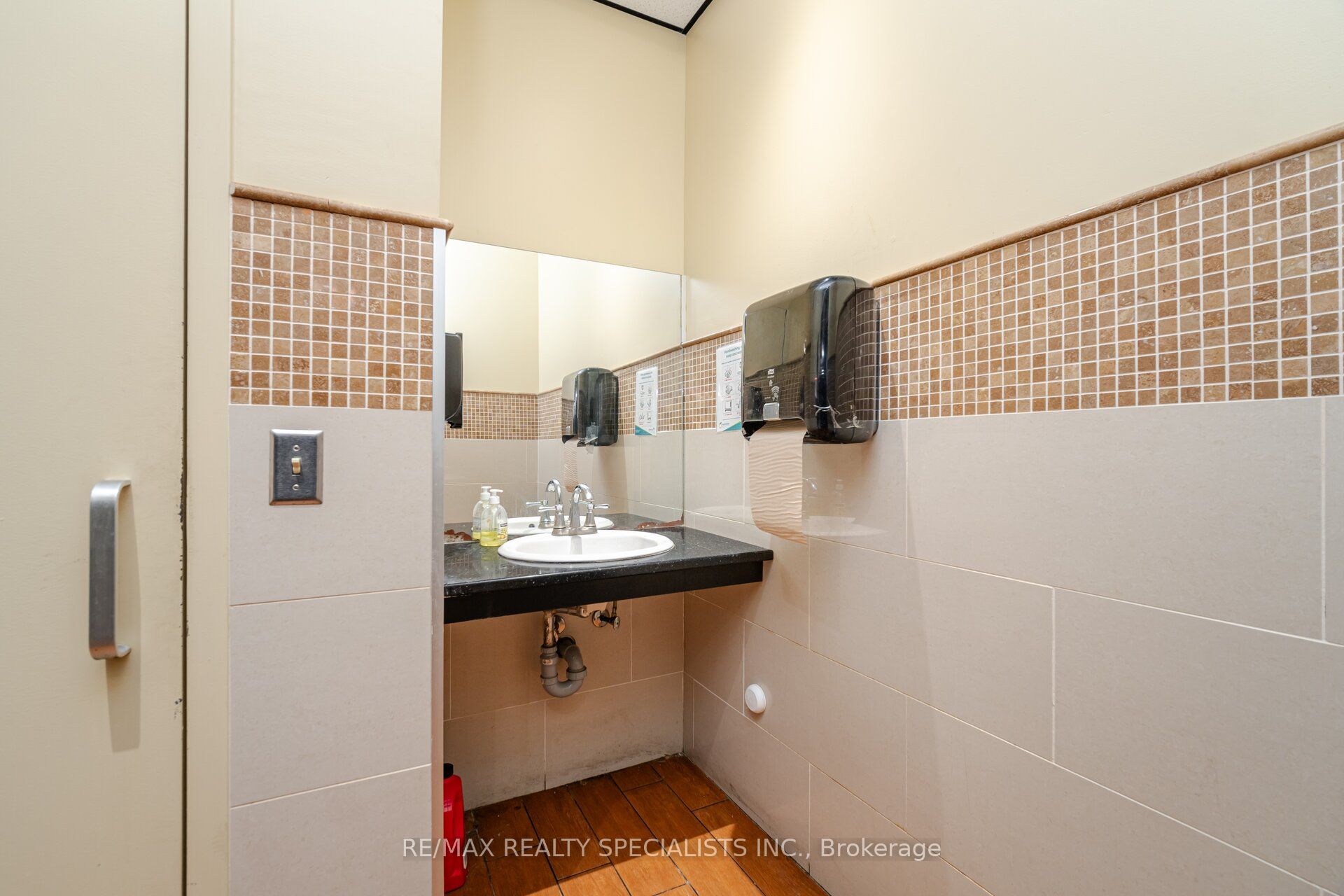 105 Clair Road Property Photo 24