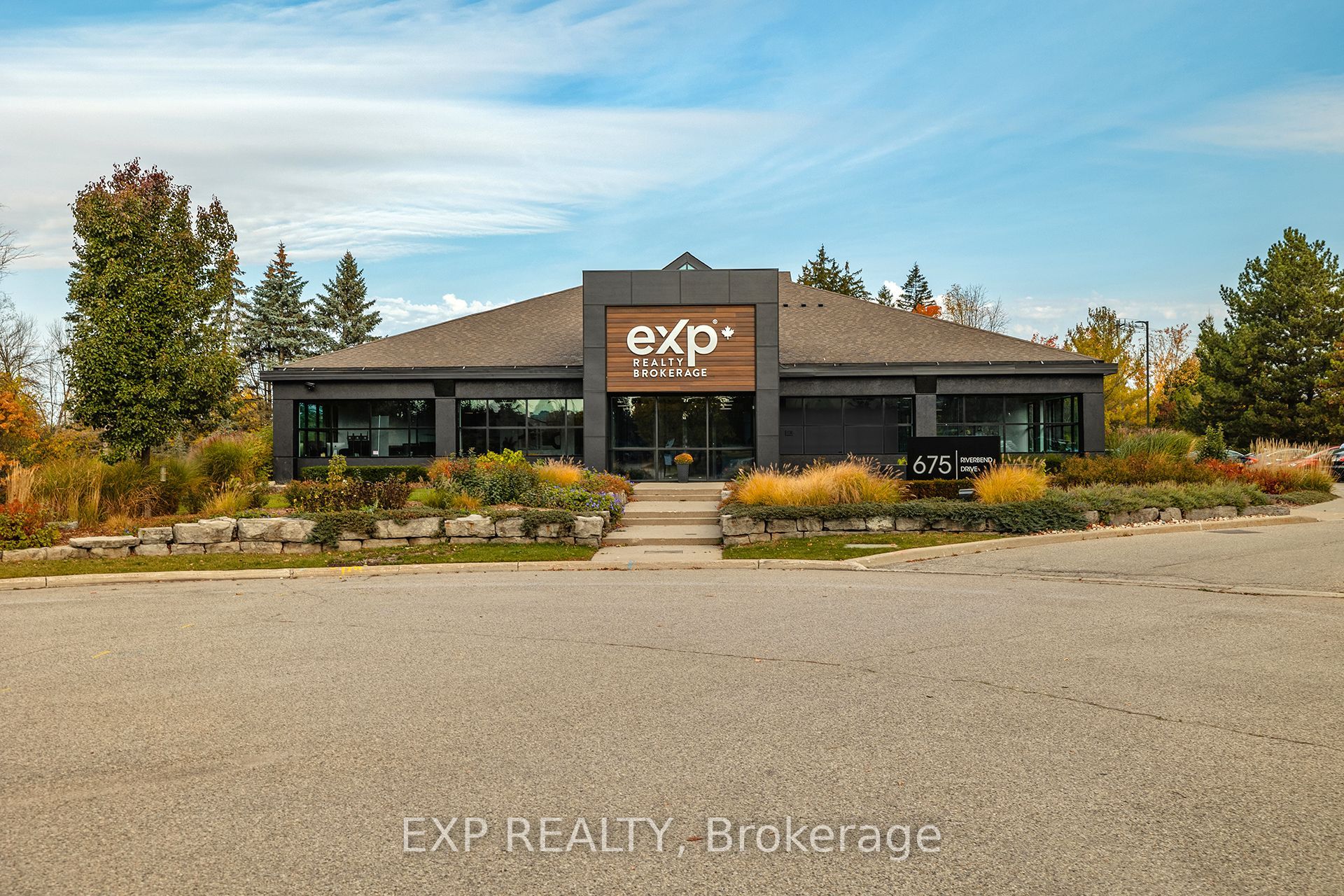 #108 - 675 Riverbend Drive Property Photo 1