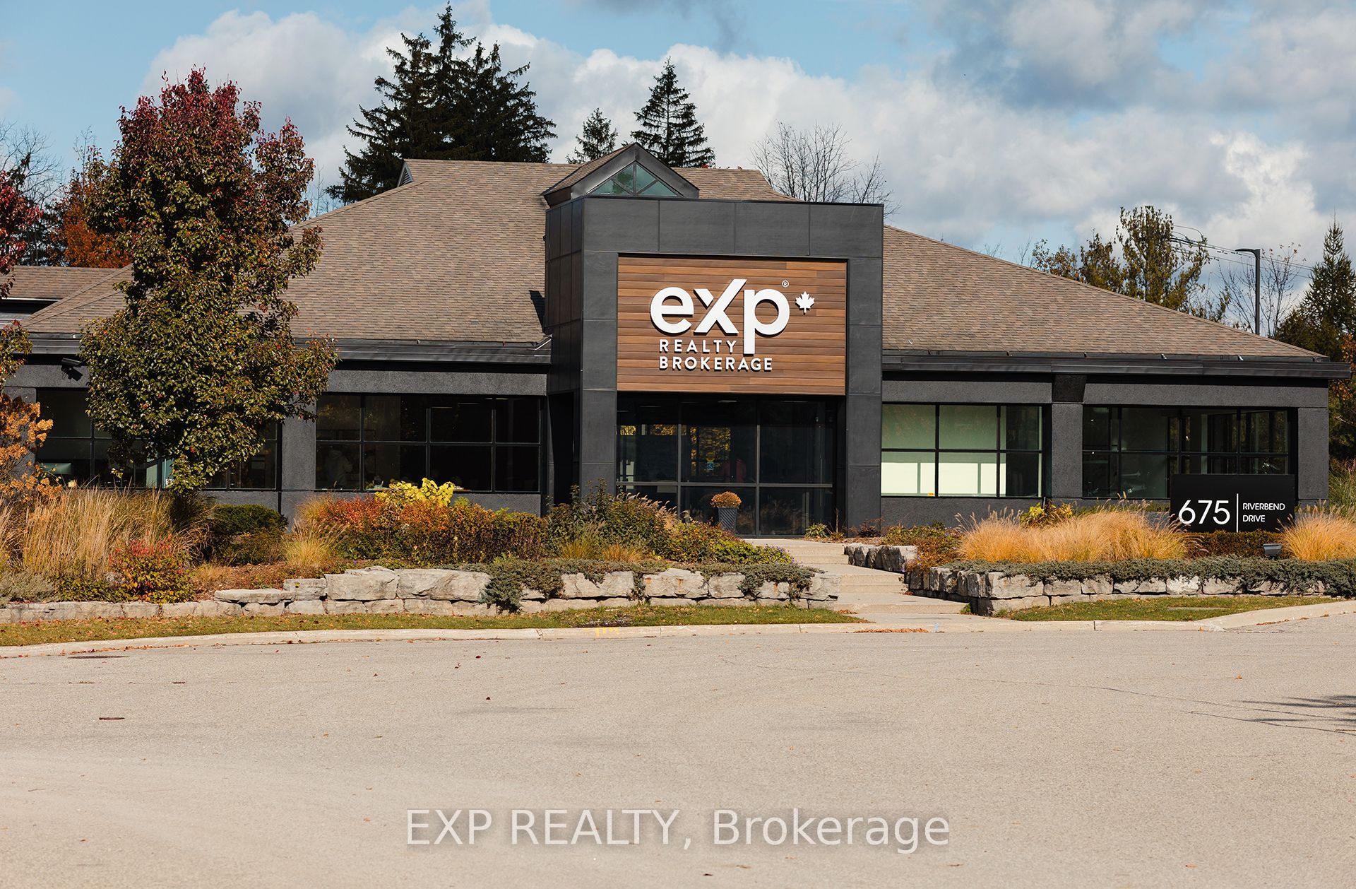 #108 - 675 Riverbend Drive Property Photo 2