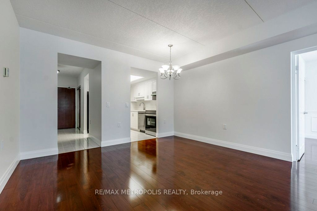 405 Erb Street W 204 Property Photo 15