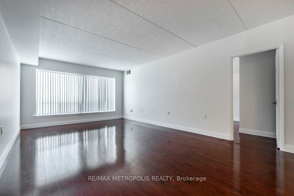405 Erb Street W 204 Property Photo 16