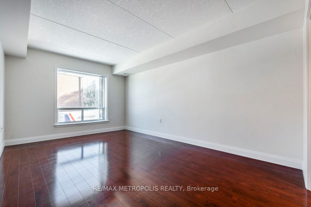 405 Erb Street W 204 Property Photo 22