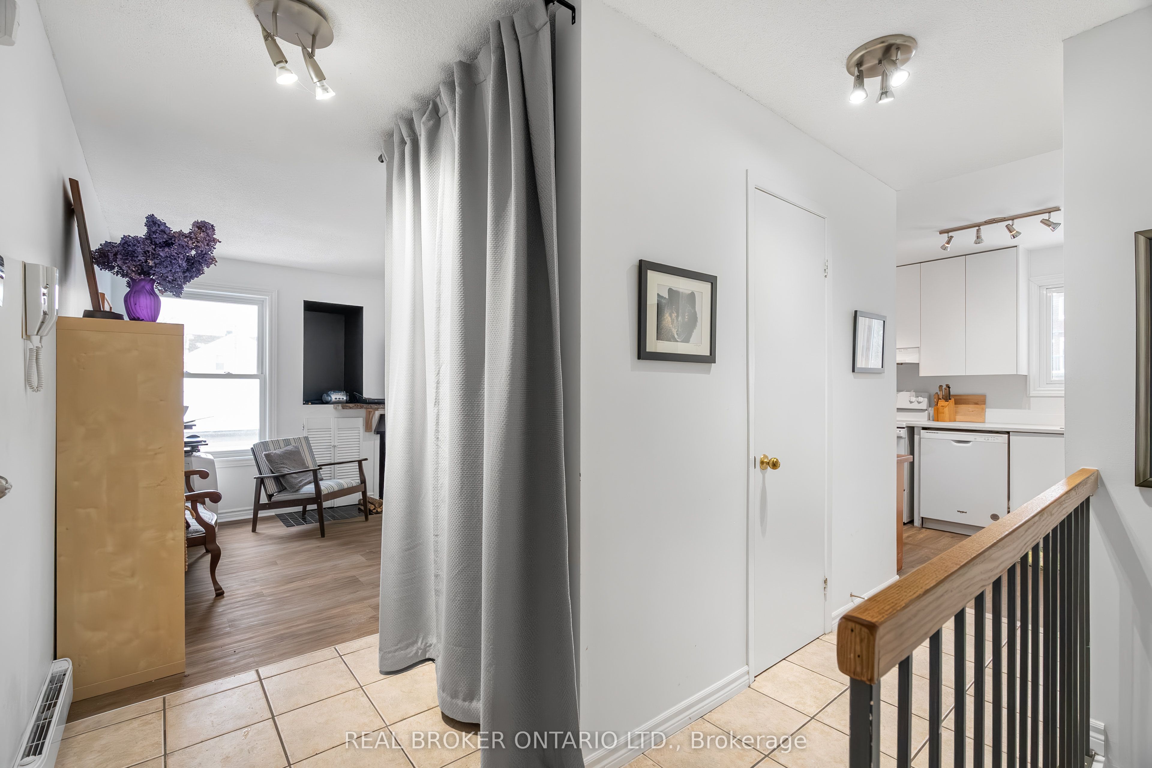 #108 - 24 Townline Road Property Photo 2