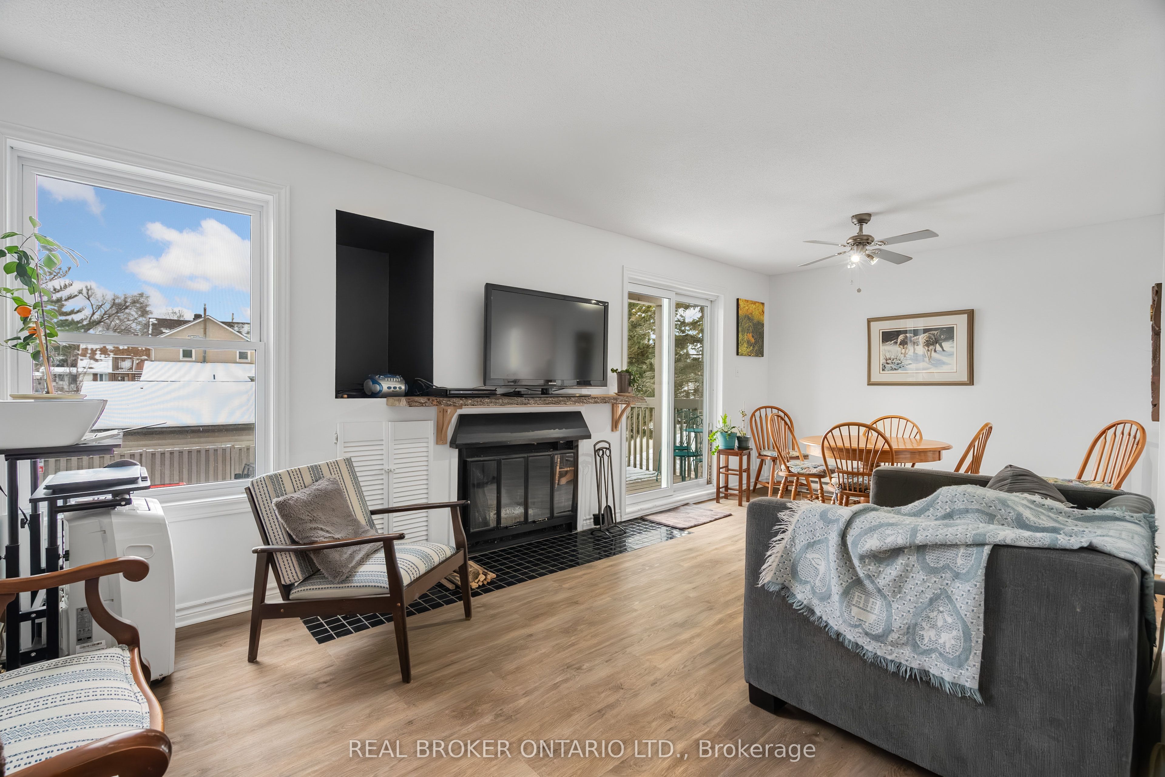 #108 - 24 Townline Road Property Photo 3