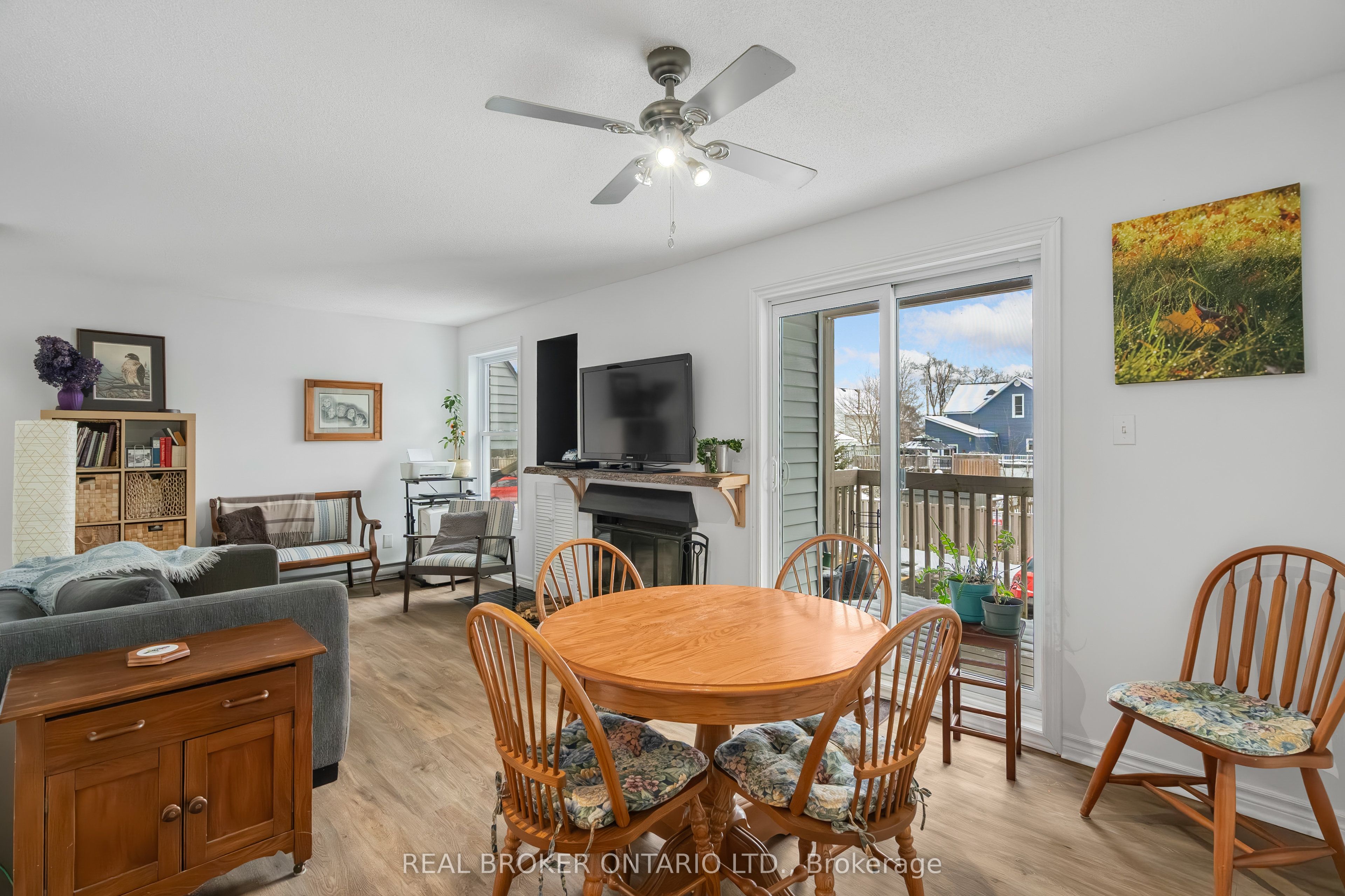 #108 - 24 Townline Road Property Photo 8