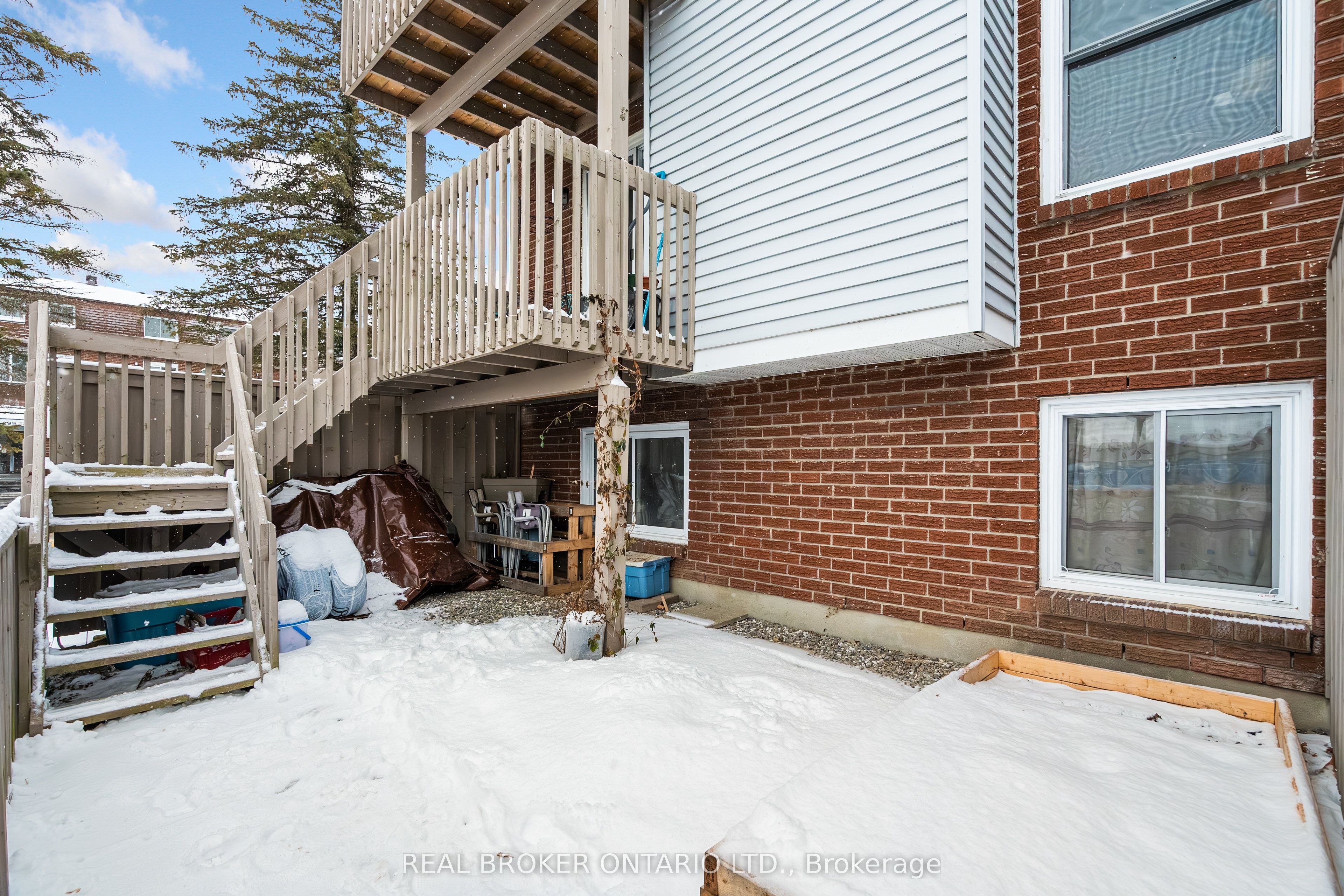 #108 - 24 Townline Road Property Photo 27