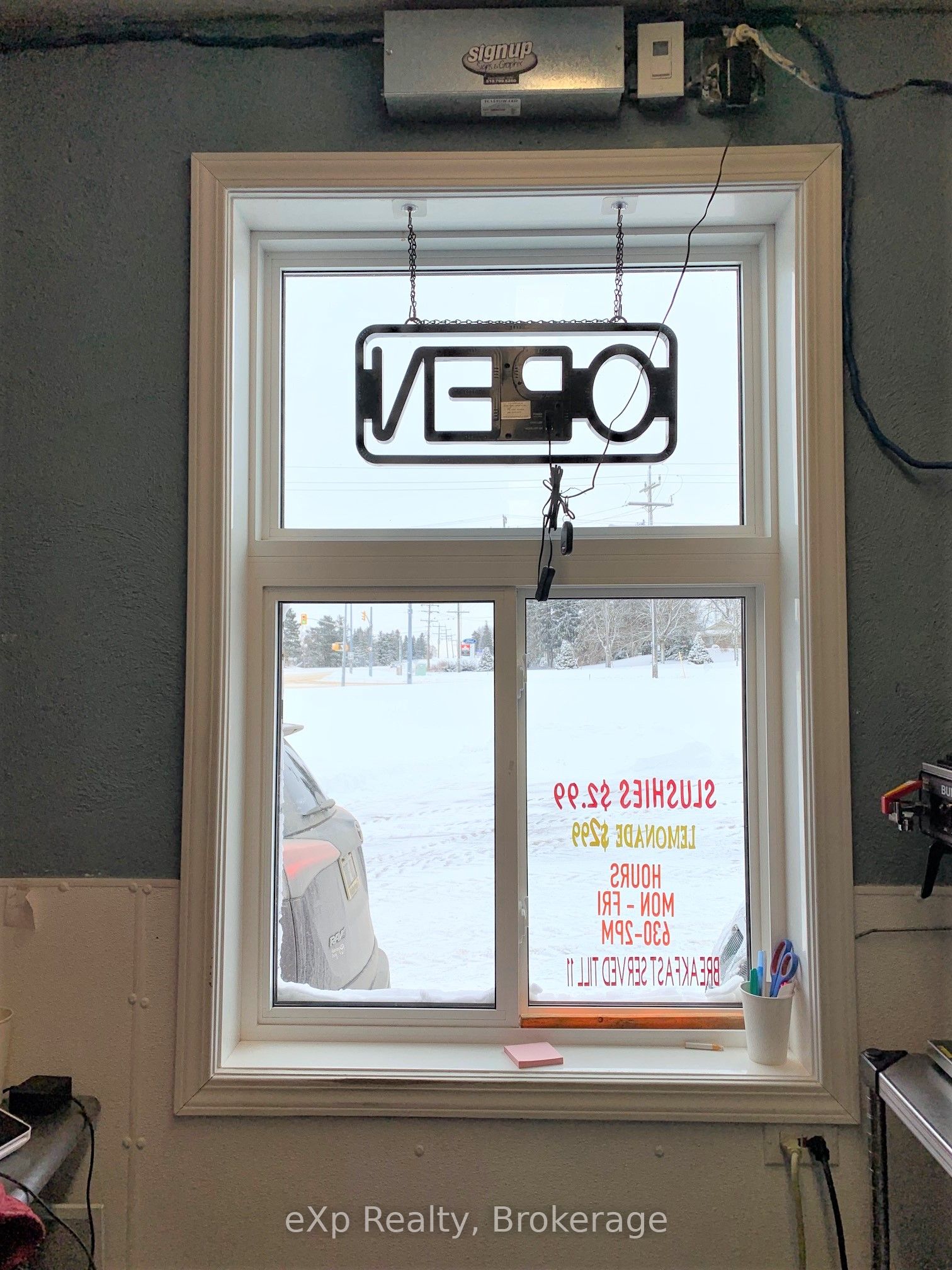 1319 Yonge Street Property Photo 10