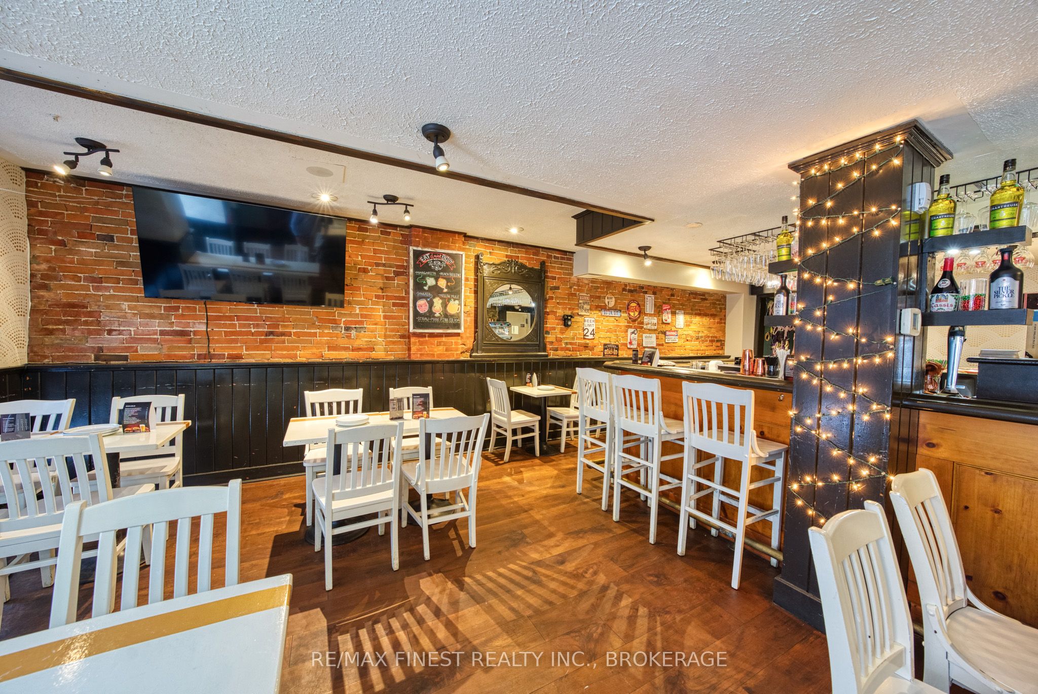 125 Brock Street Property Photo 29