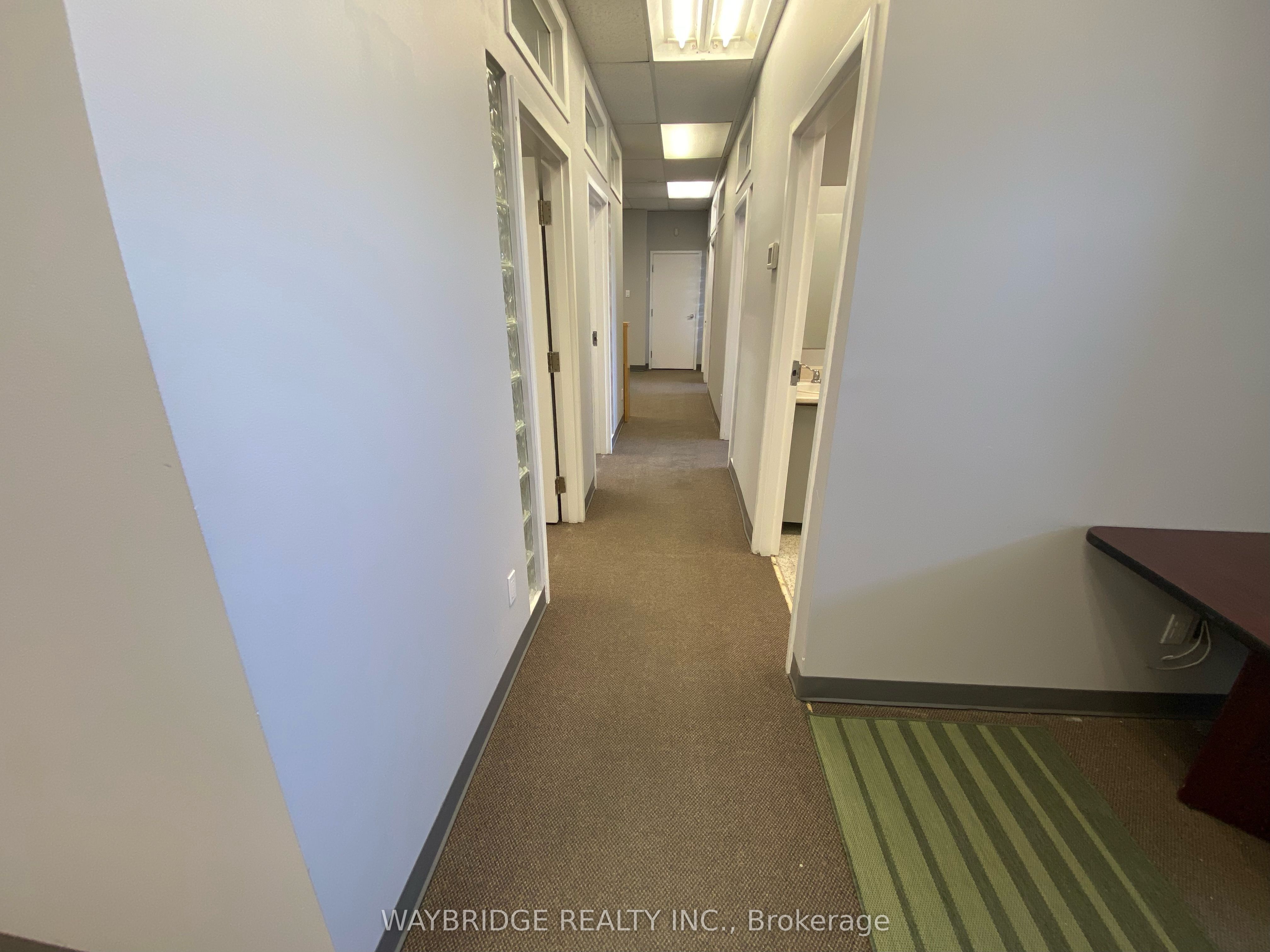 #408 - 11 Rosemount Avenue Property Photo 5