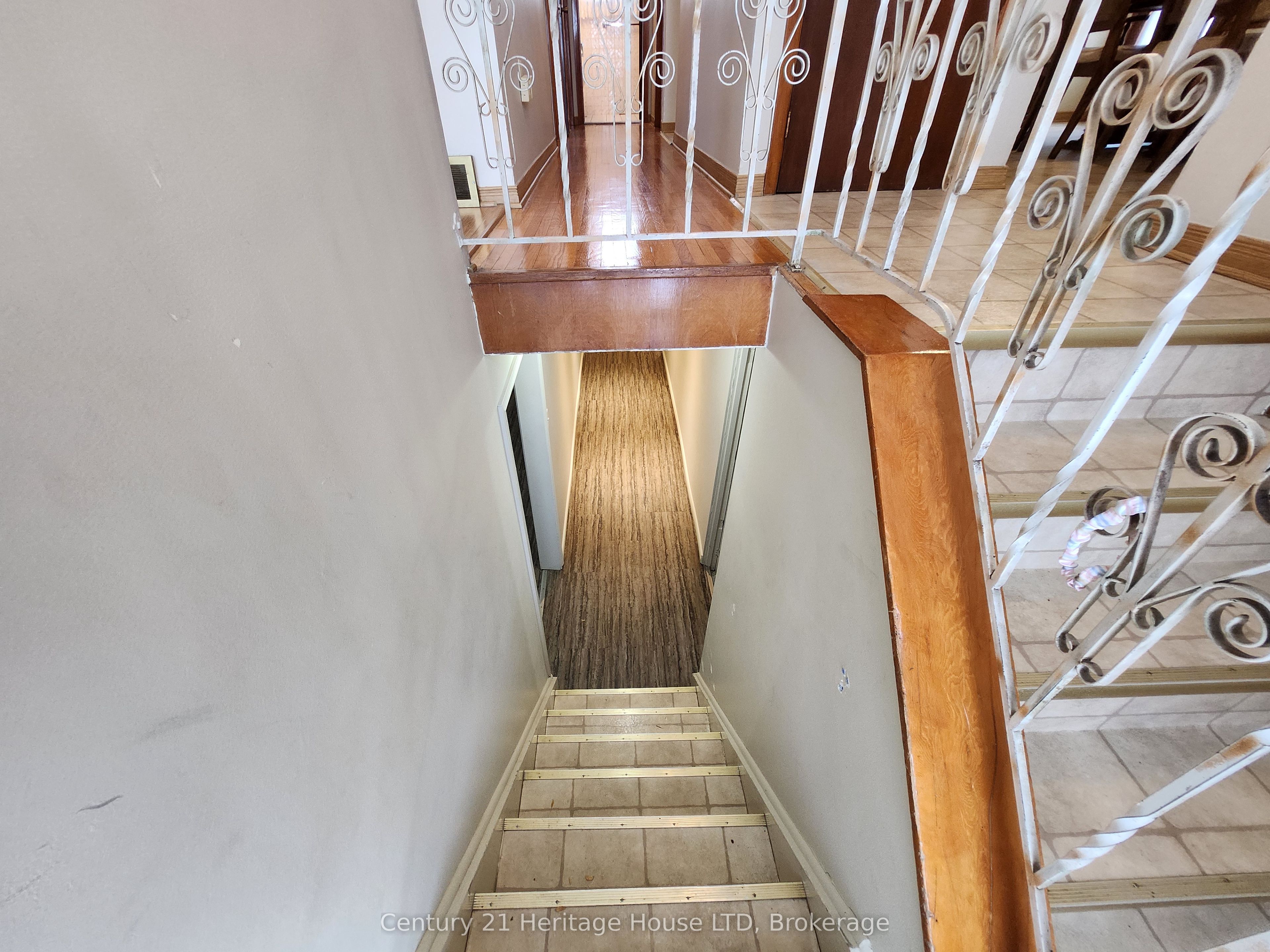 6684 Winston Street Property Photo 10