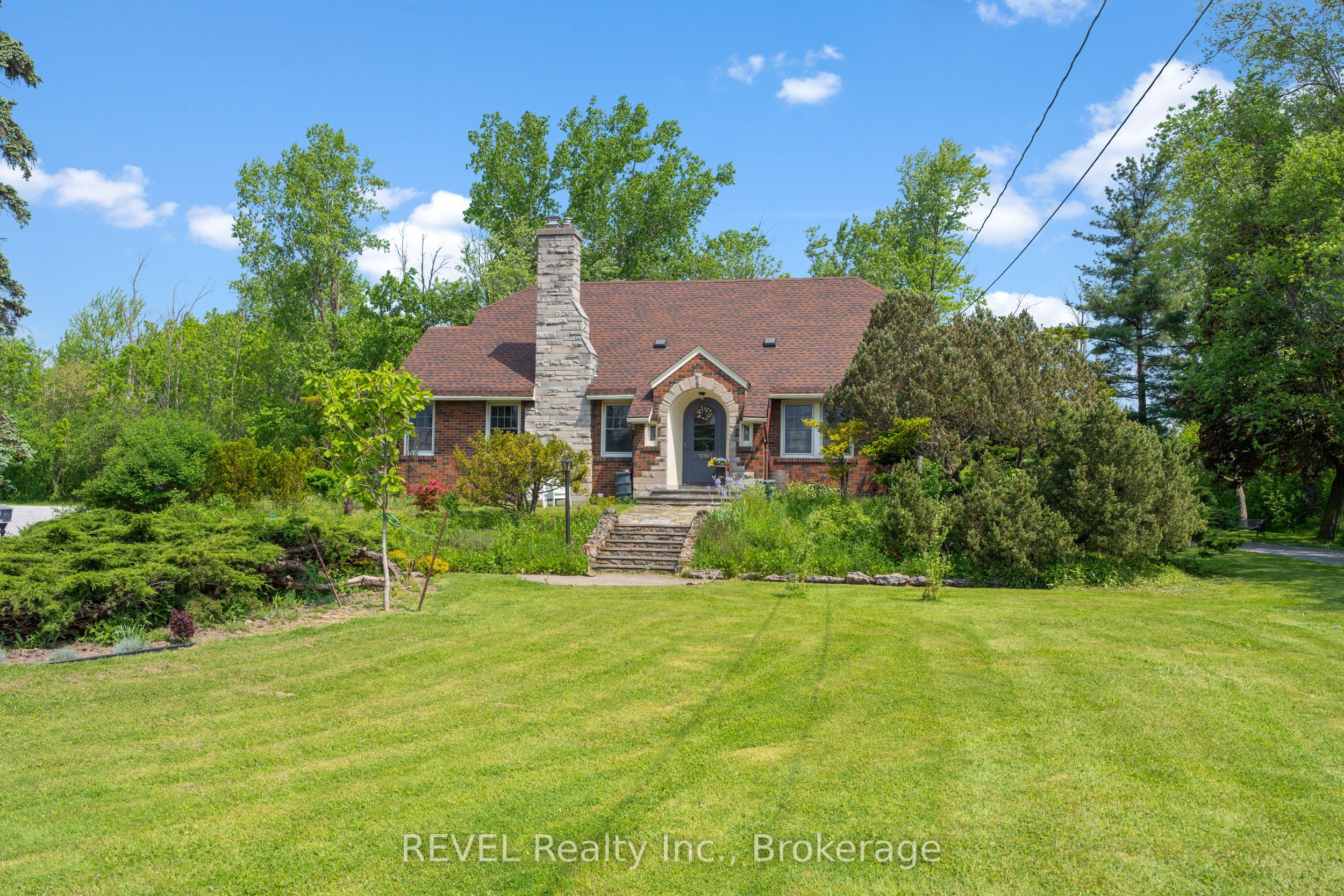 1210 Garrison Road Property Photo 4