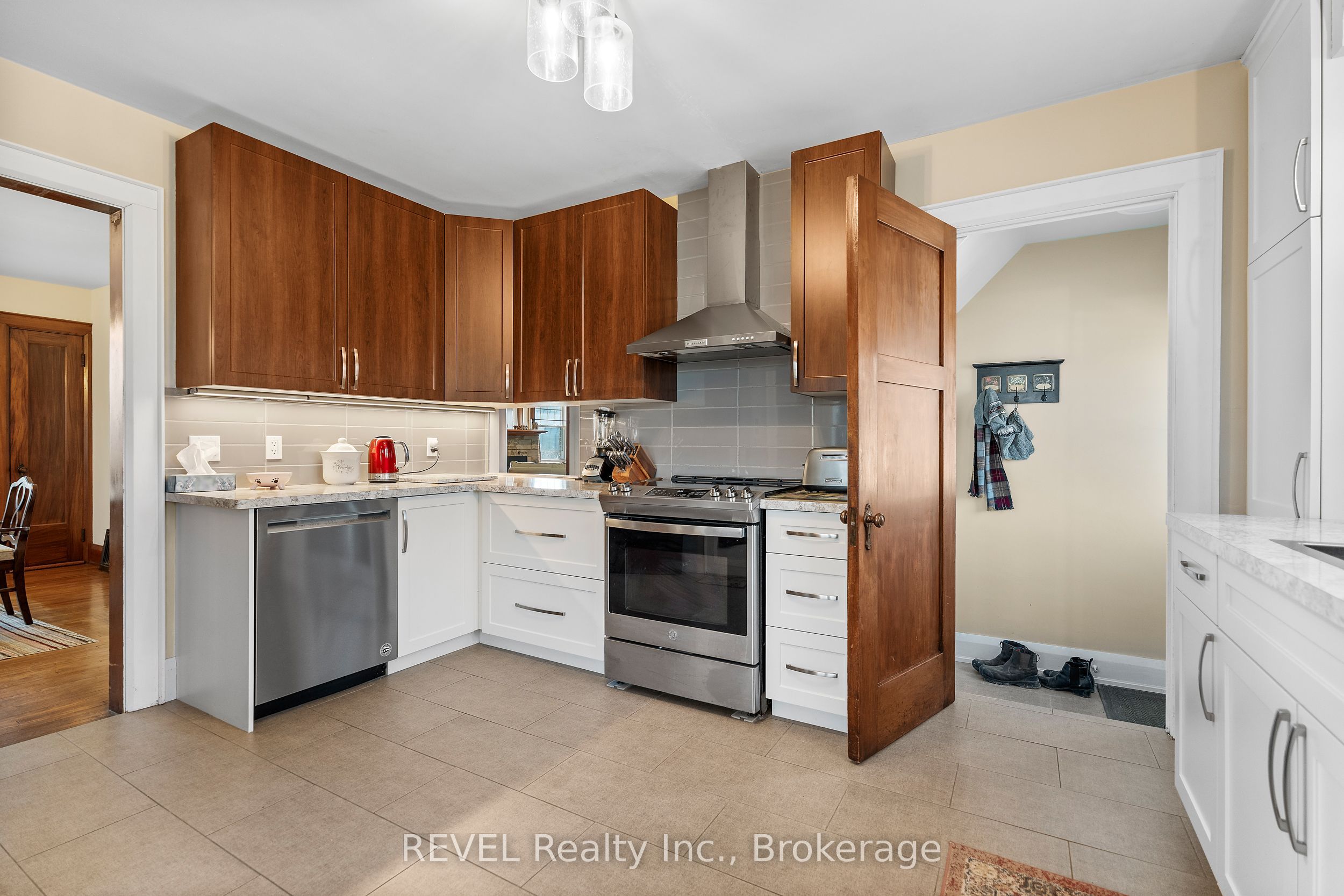 1210 Garrison Road Property Photo 11