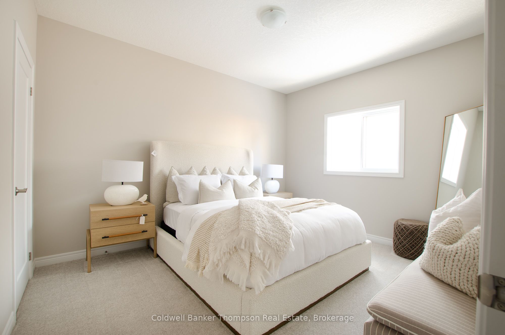 69 Eaglecrest Avenue Property Photo 16