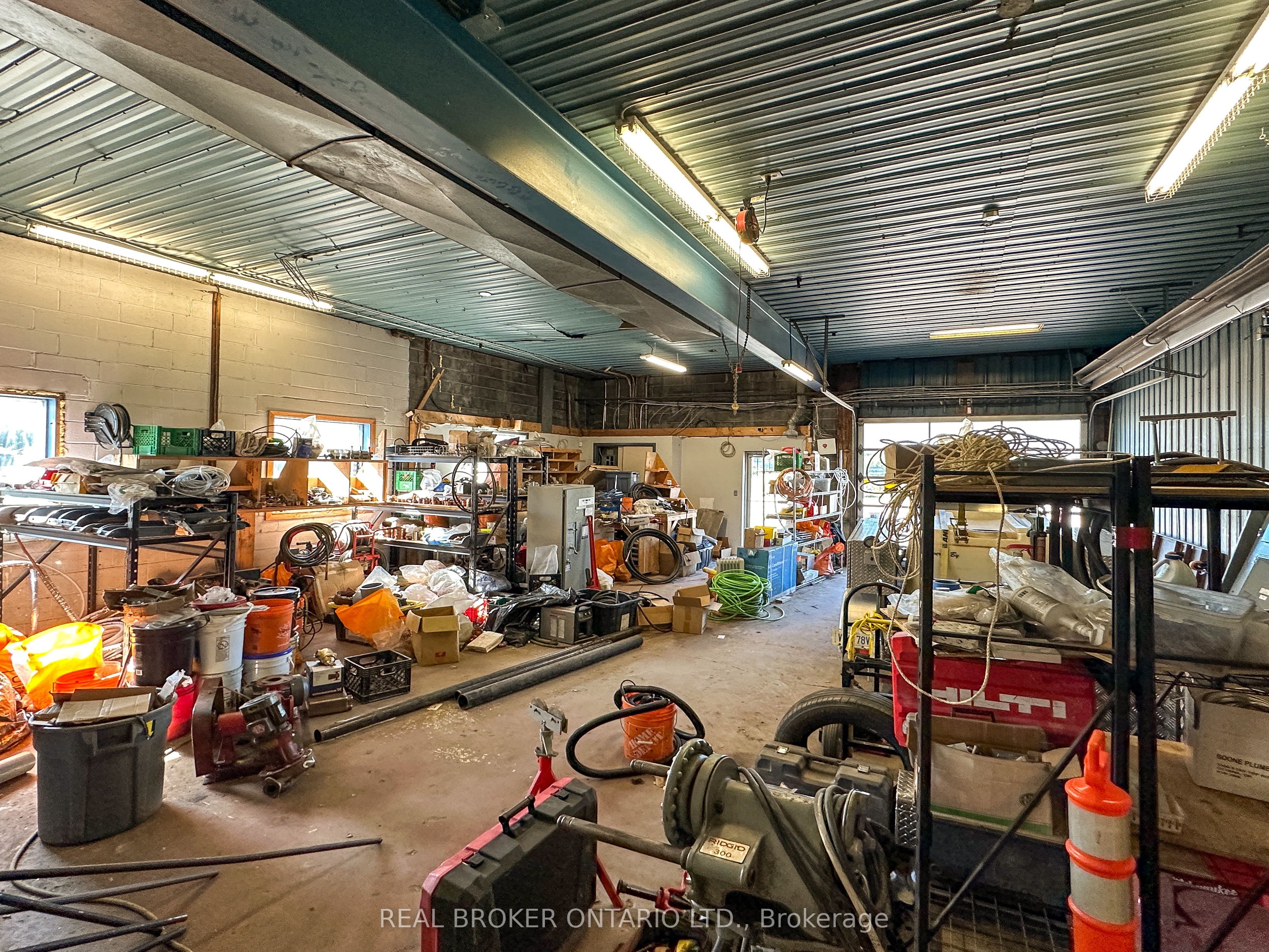 #a - 6679 Fourth Line Road Property Photo 3