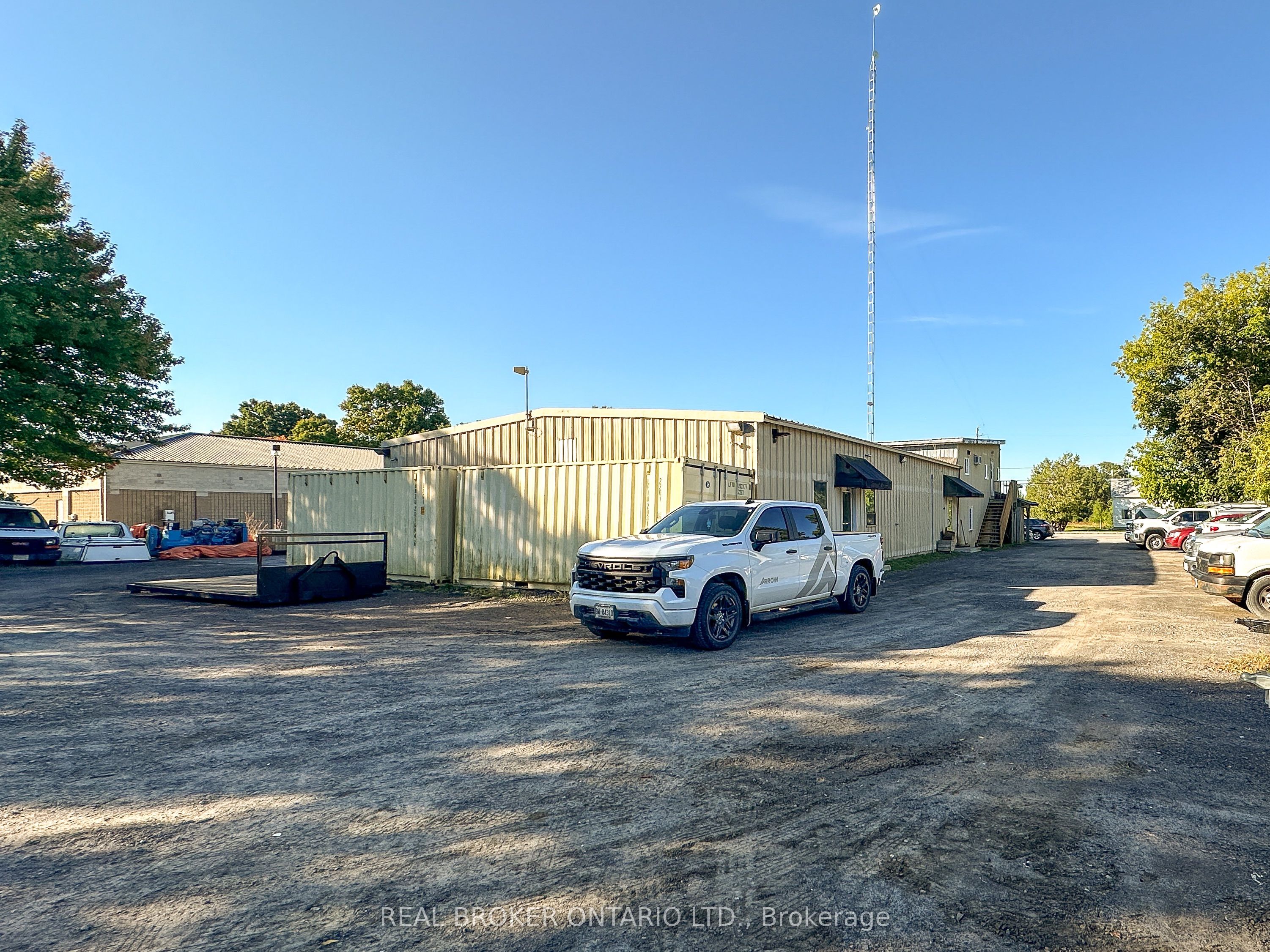 6679 Fourth Line Road Property Photo 5