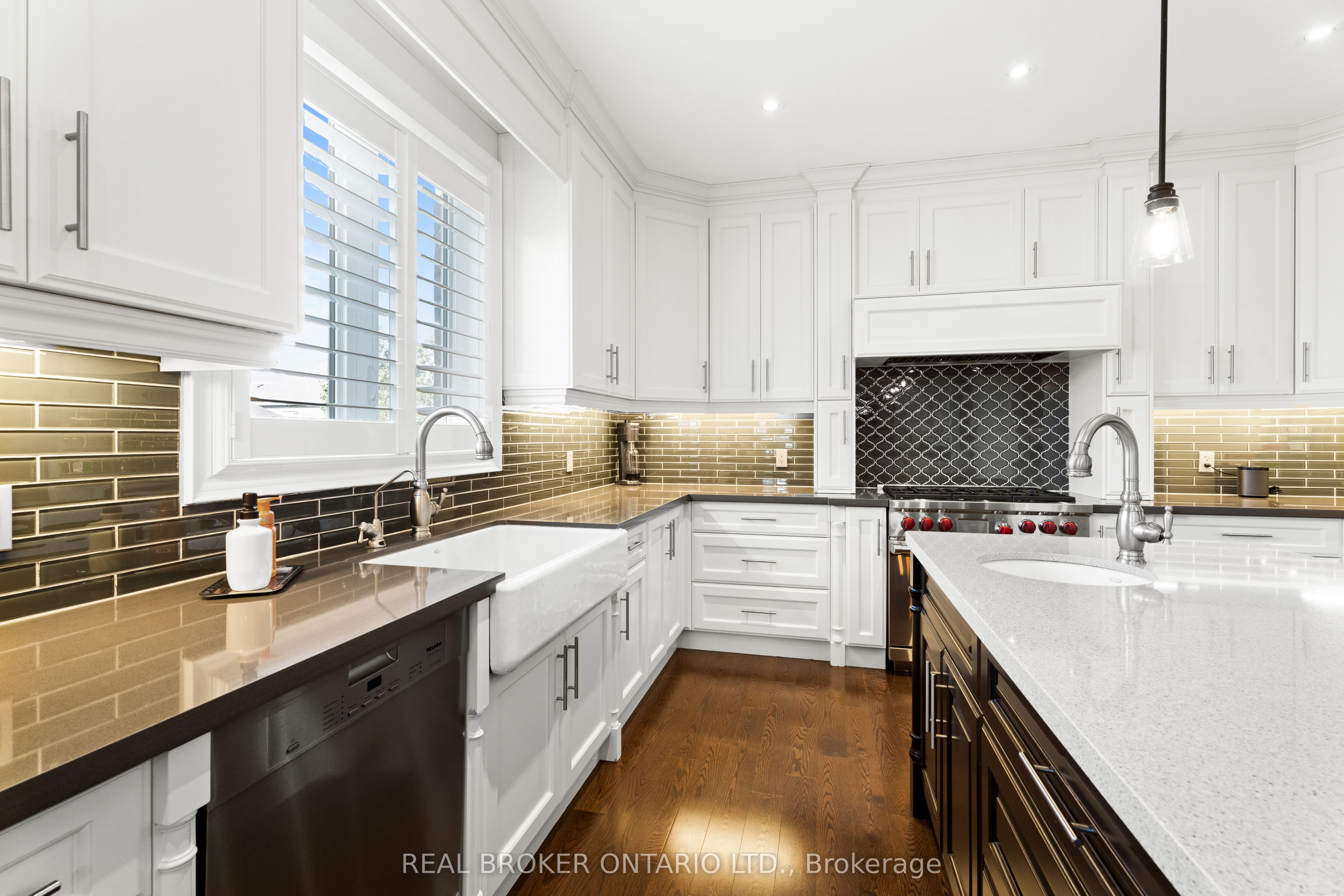 35 Ketchum Street Property Photo 9