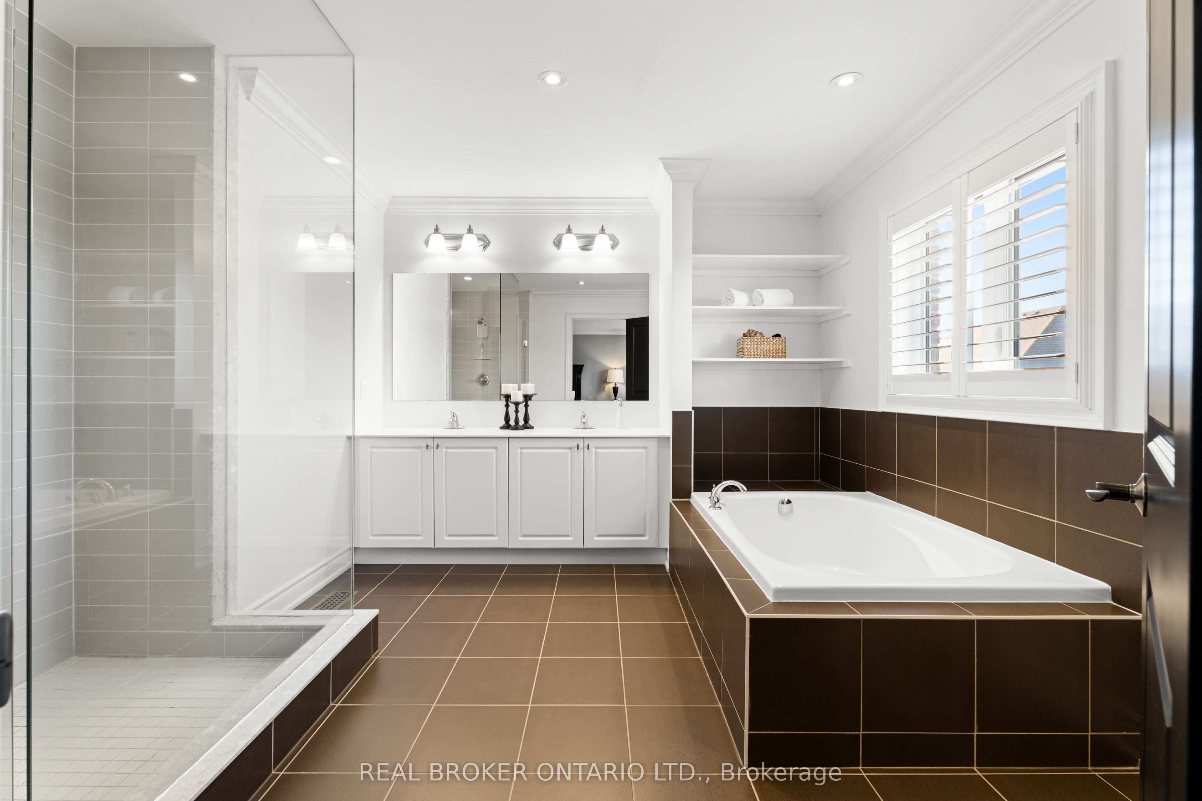 35 Ketchum Street Property Photo 25